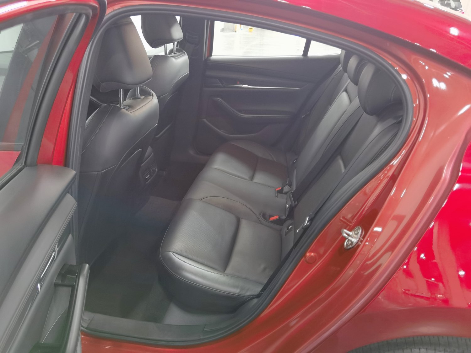 Used Mazda 3 Axela 2020 2.0 AT