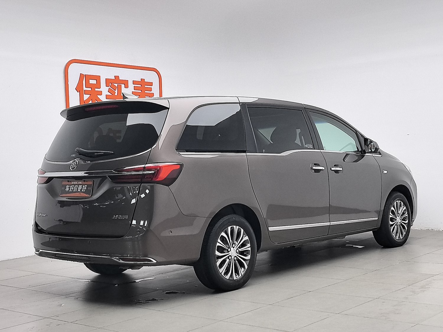 Used Buick GL8 2022 2.0 AT