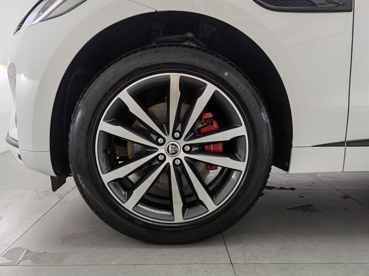 Used Jaguar F-PACE 2024 2.0 AT