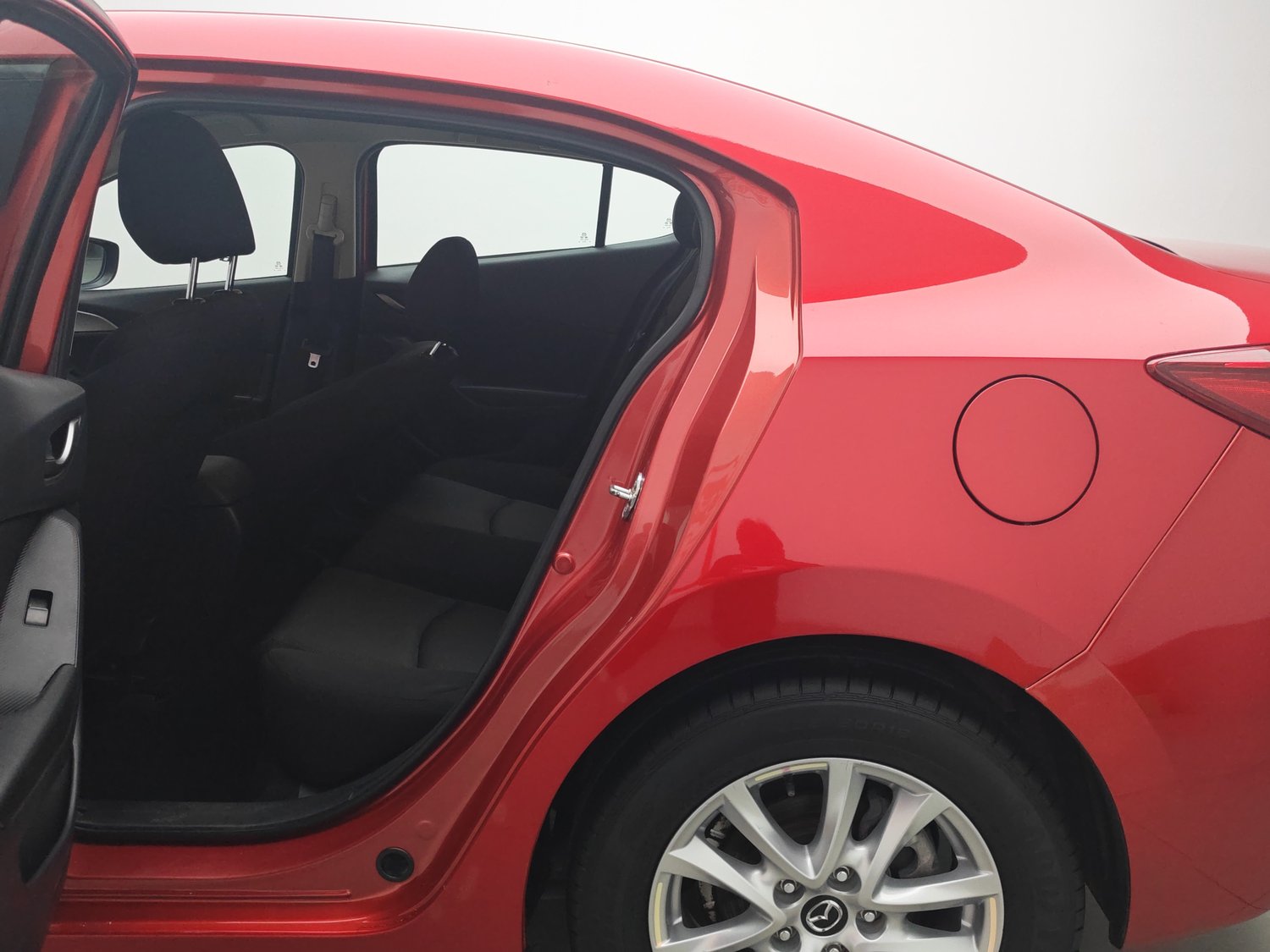 Used Mazda 3 Axela 2017 1.5 MT