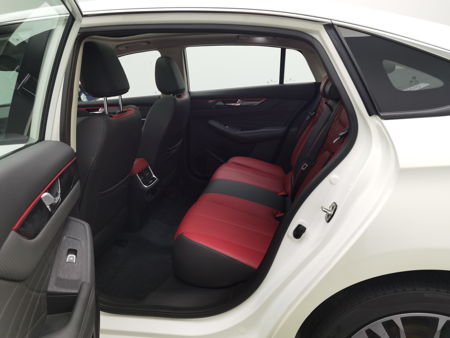 Used Dongfeng Aeolus Yixuan MAX 2021 1.5 AT