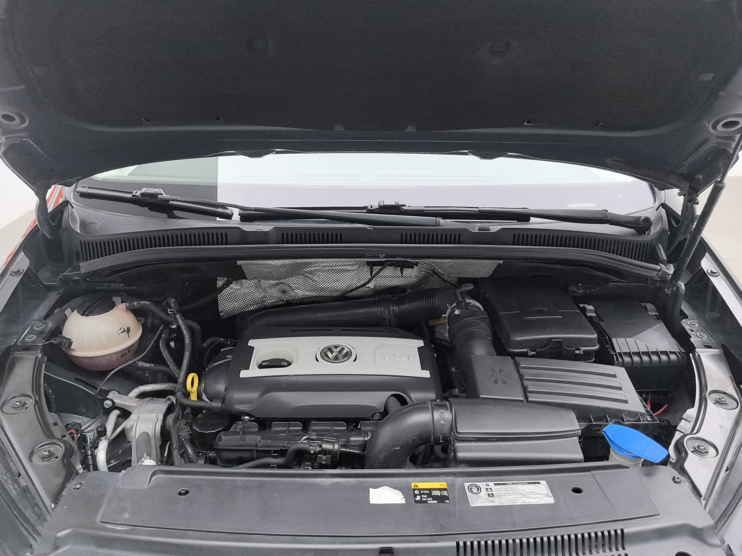 Used Volkswagen Sharan 2013 1.8 AT