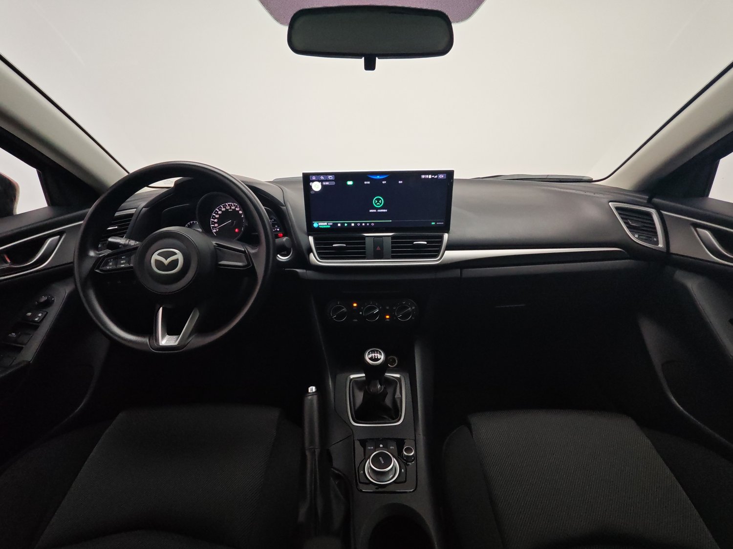 Used Mazda 3 Axela 2017 1.5 MT