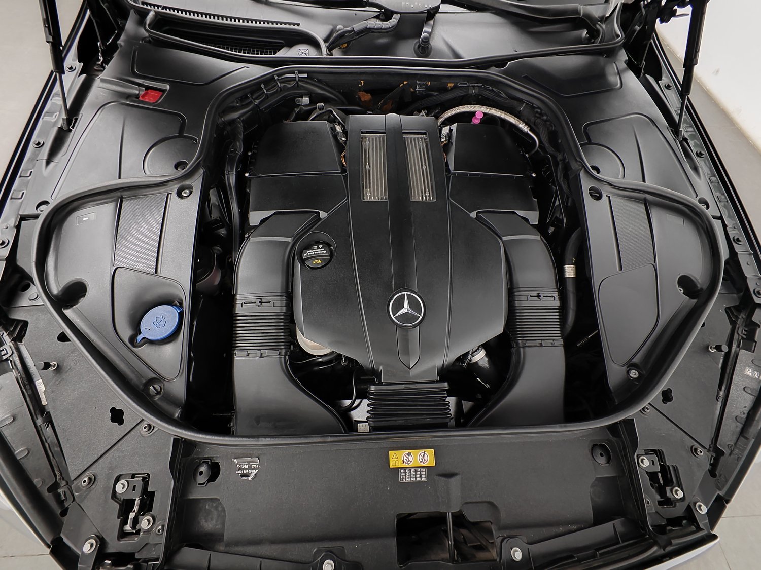 Used Mercedes-Benz S-Class 2015 3.0 AT