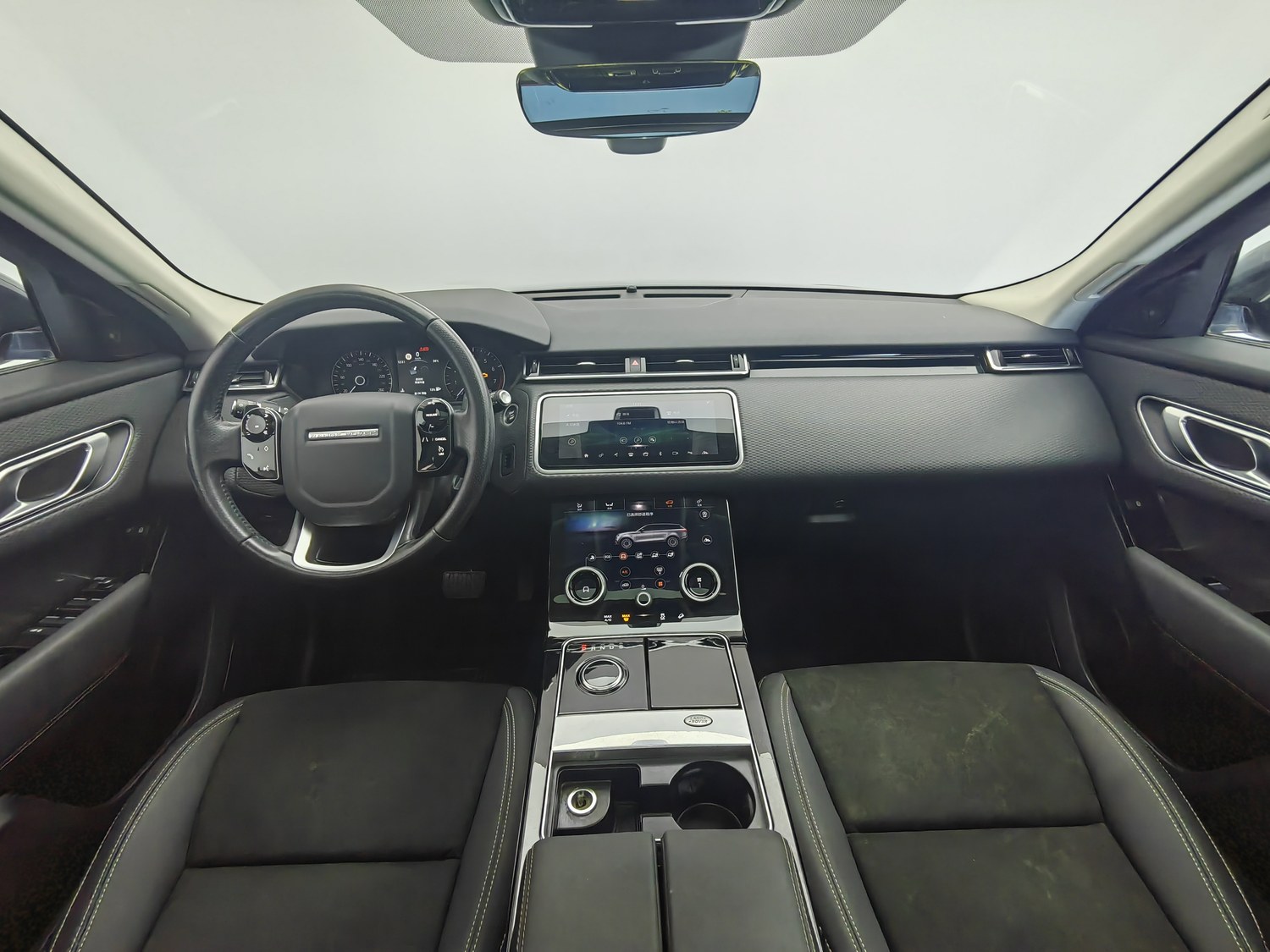 Used Land Rover Range Rover Velar 2019 2.0 AT