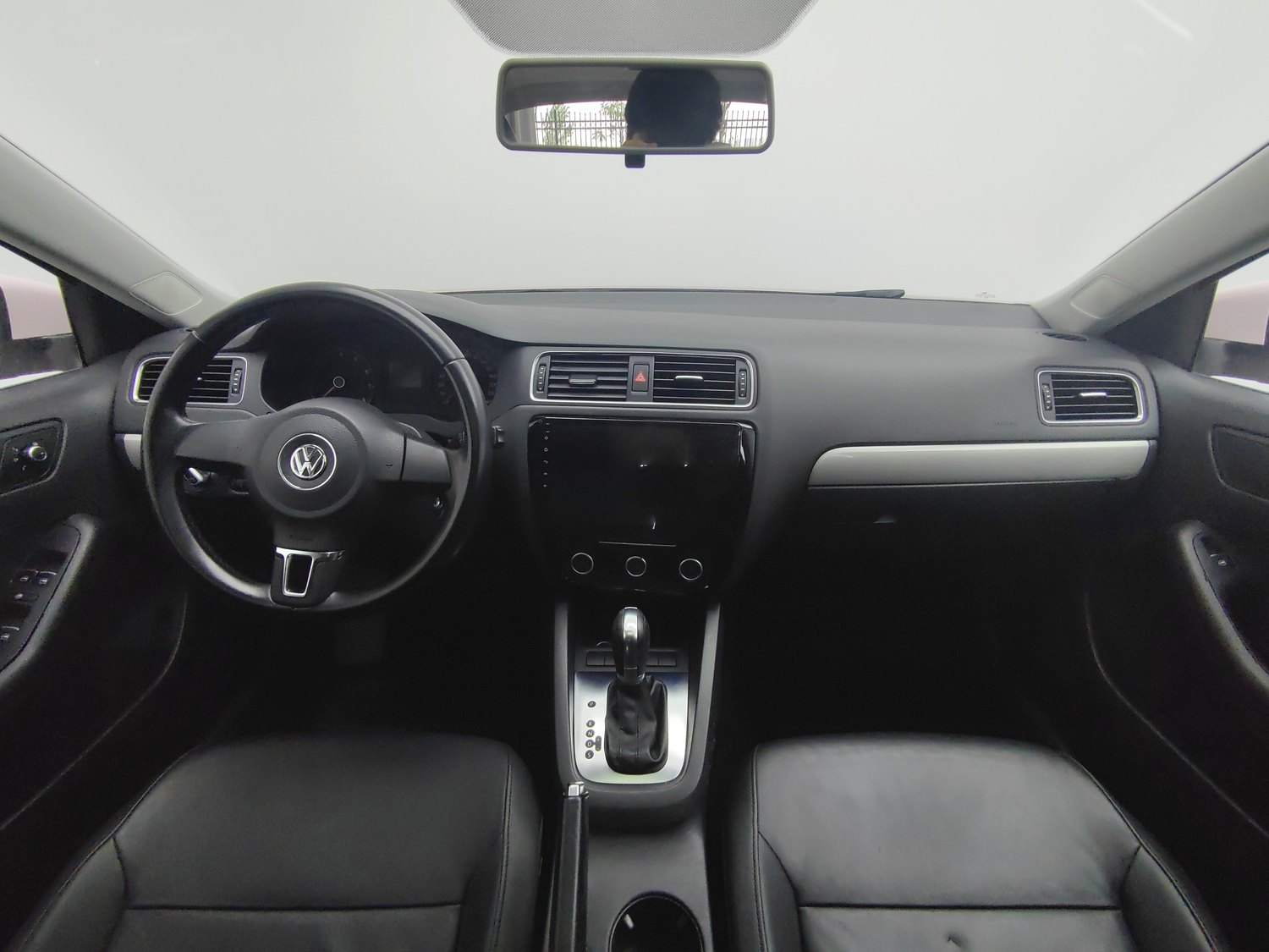 Used Volkswagen Sagitar 2014 1.6 AT