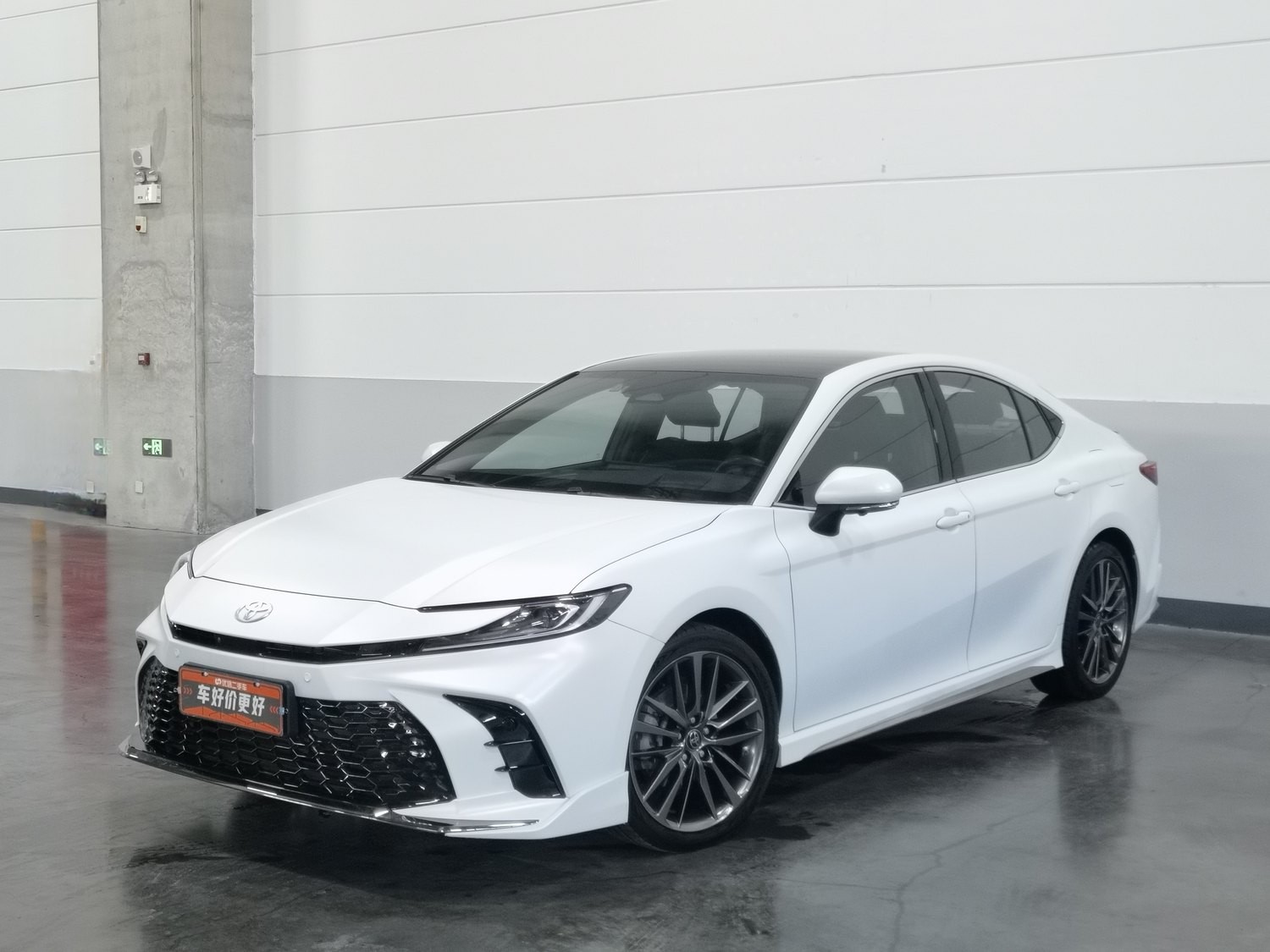 Used Toyota Camry 2024 2.0 AT