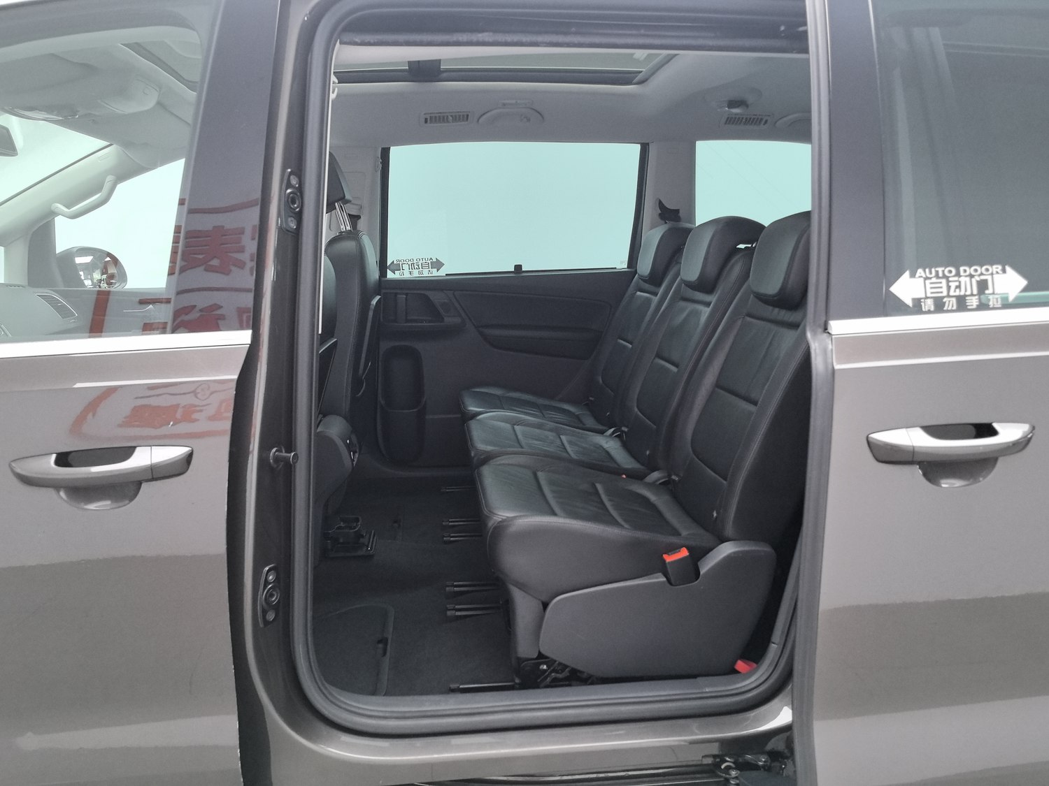 Used Volkswagen Sharan 2013 1.8 AT