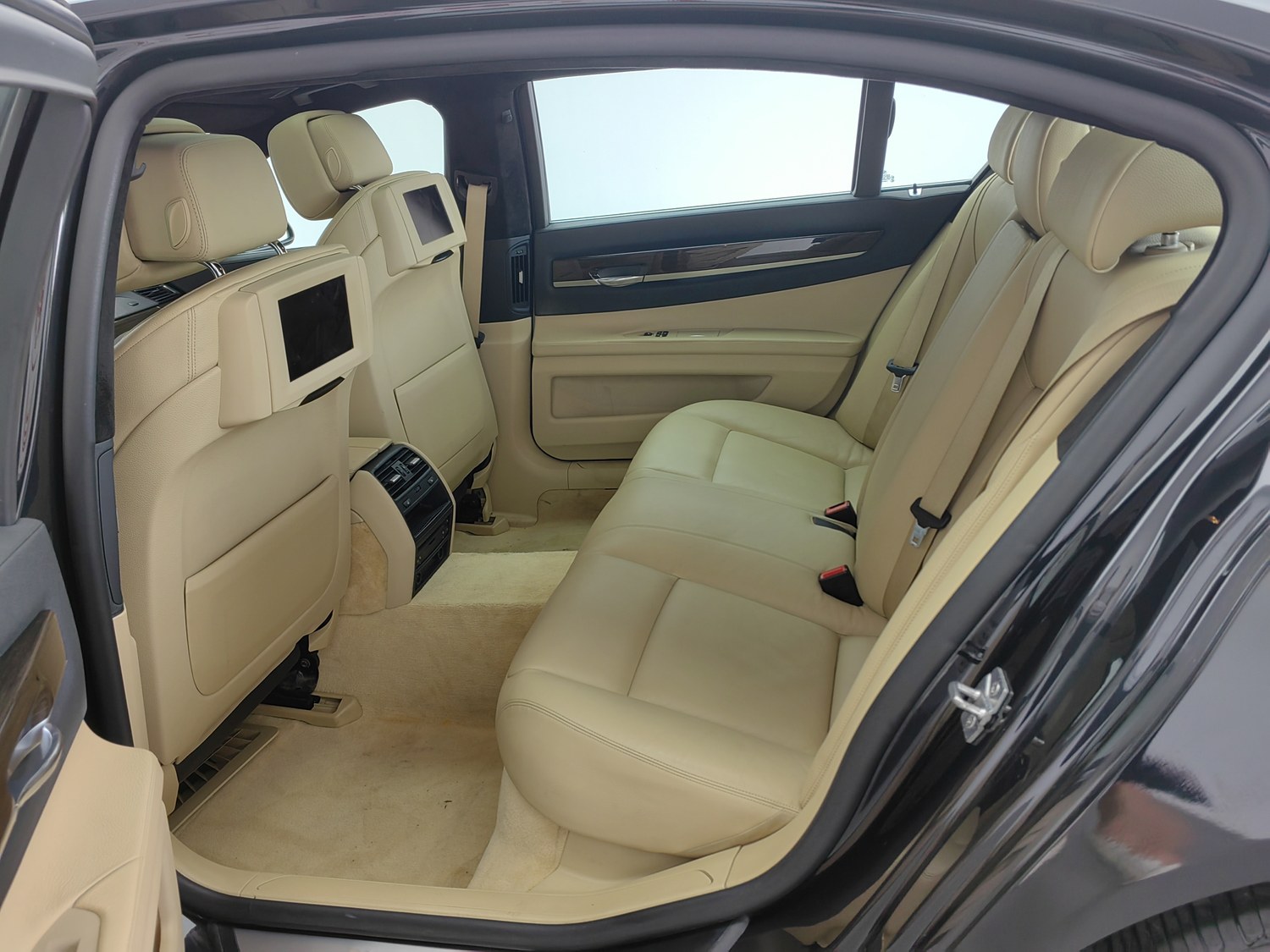 Used BMW THE7 2009 3.0 AT