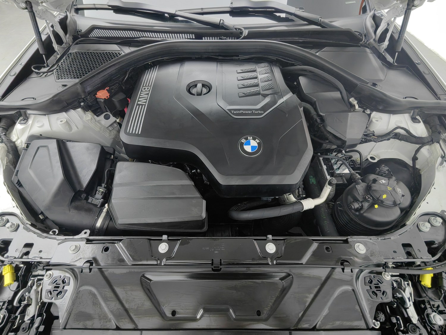 Used BMW THE3 2021 2.0 AT