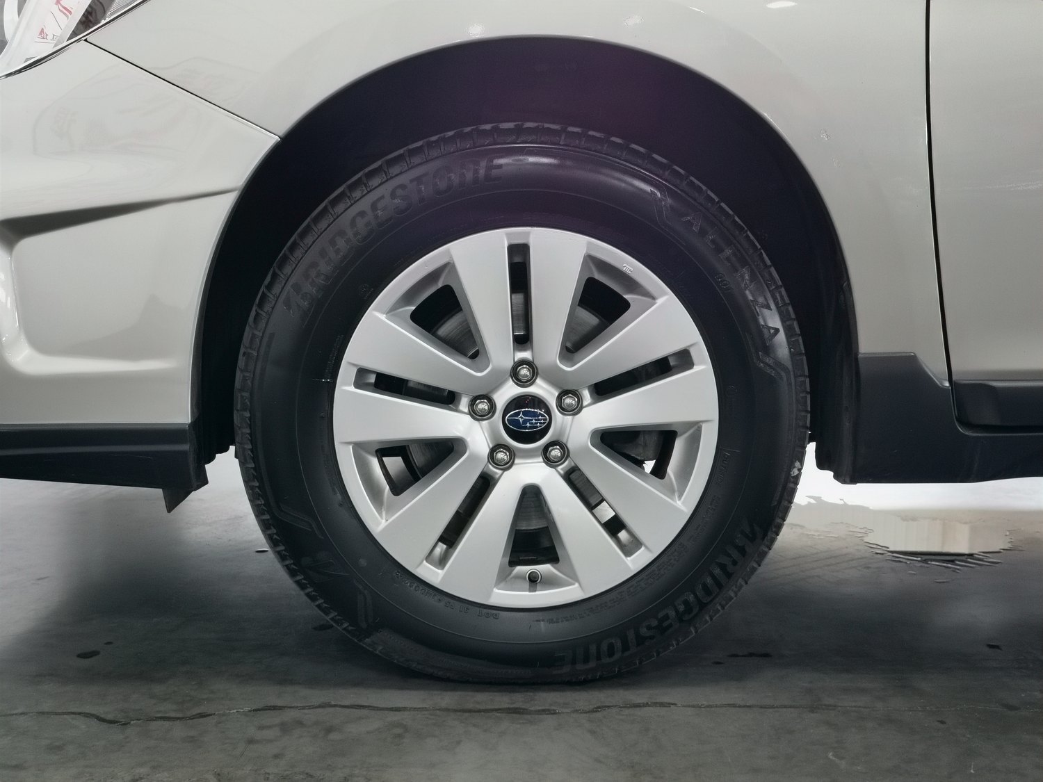 Used Subaru Outback 2016 2.5 AT