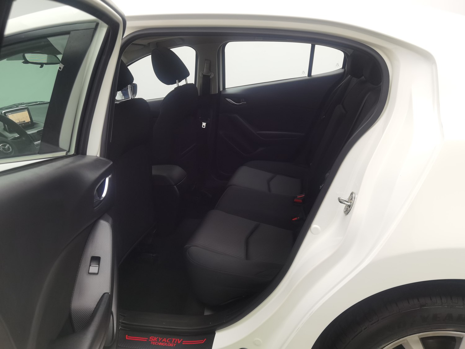 Used Mazda 3 Axela 2016 1.5 AT