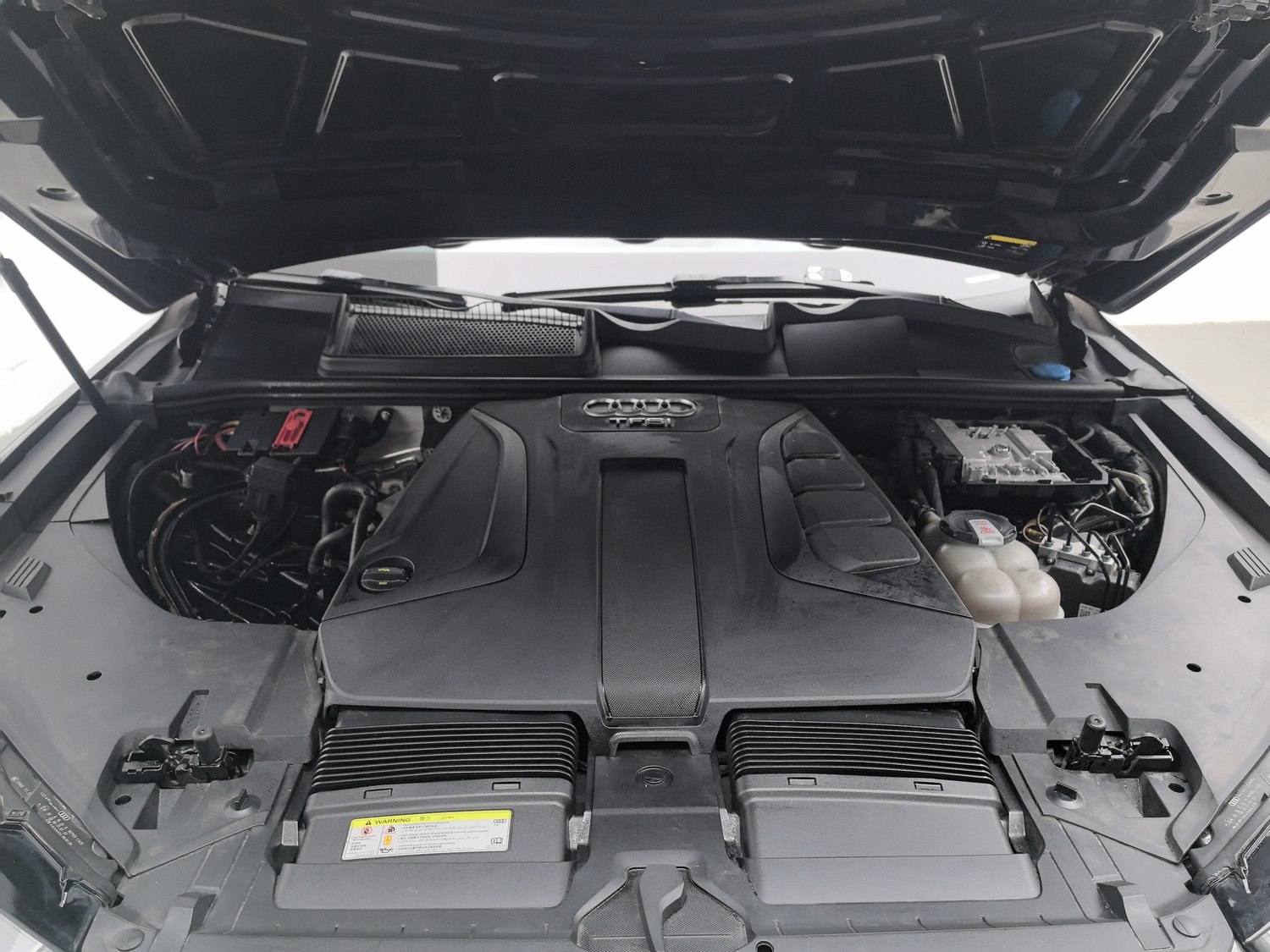 Used Audi Q7 2016 2.0 AT