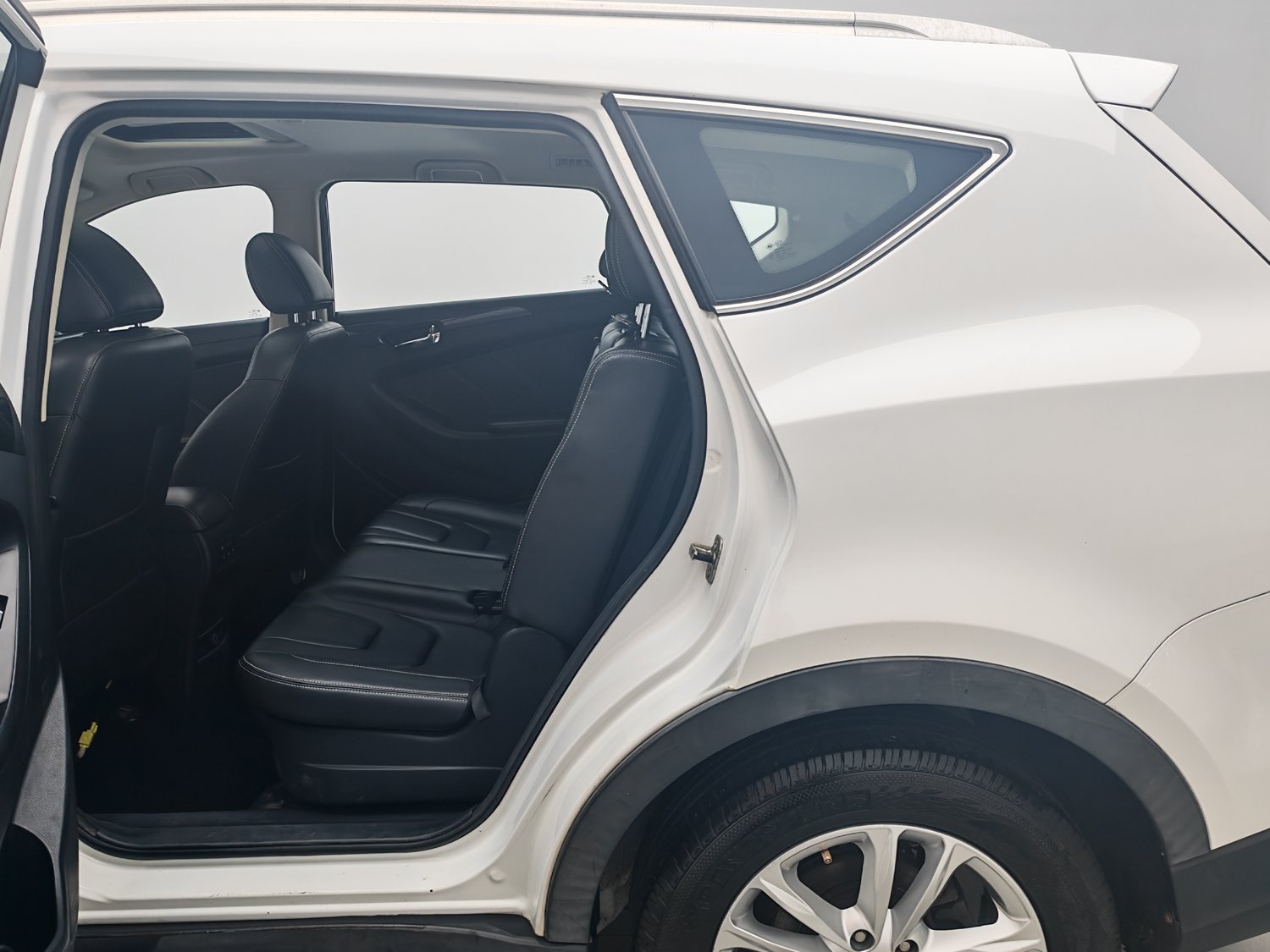Used Dongfeng Fengon 580 2016 1.8 MT