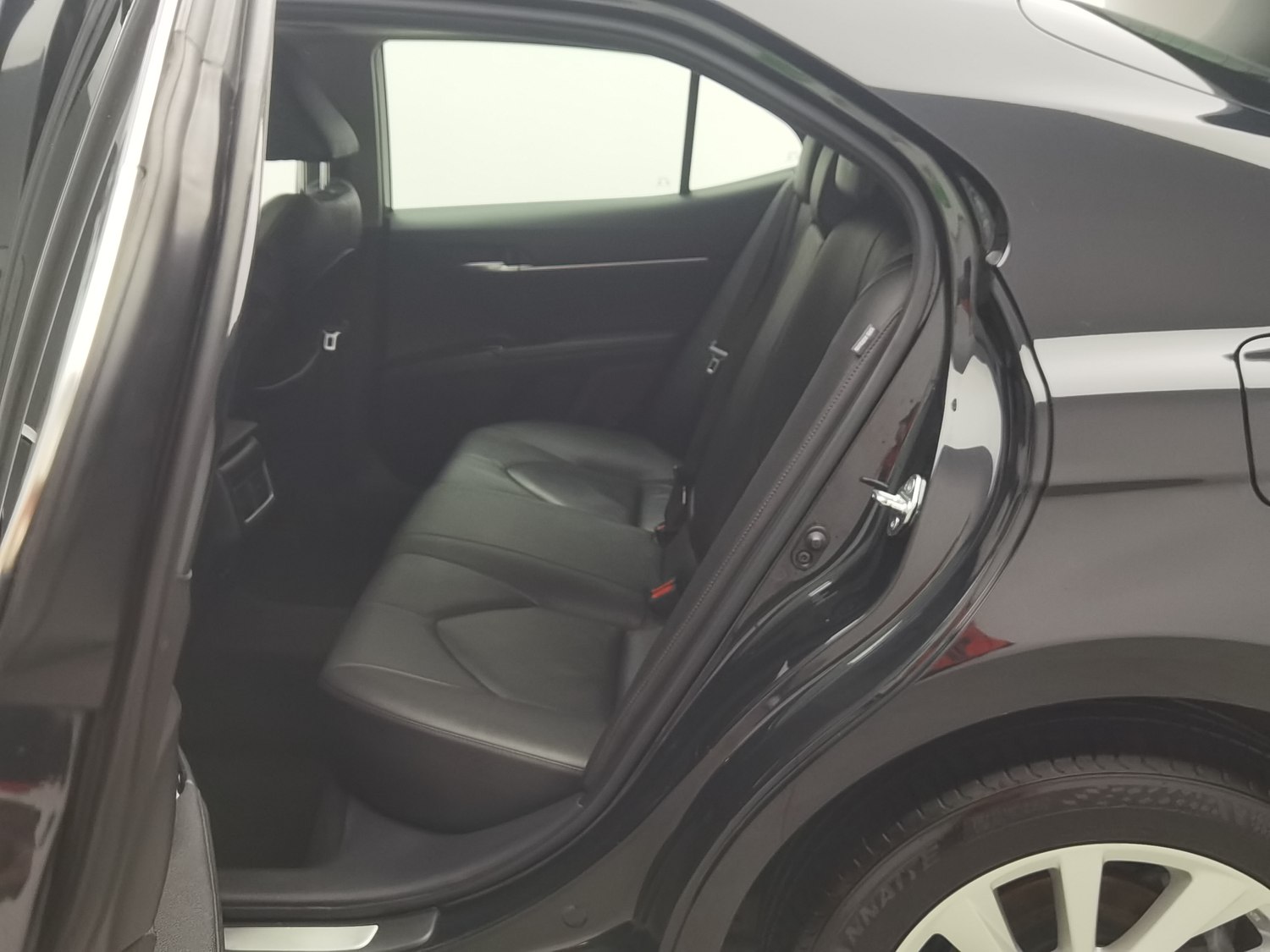 Used Toyota Camry 2021 2.0 AT