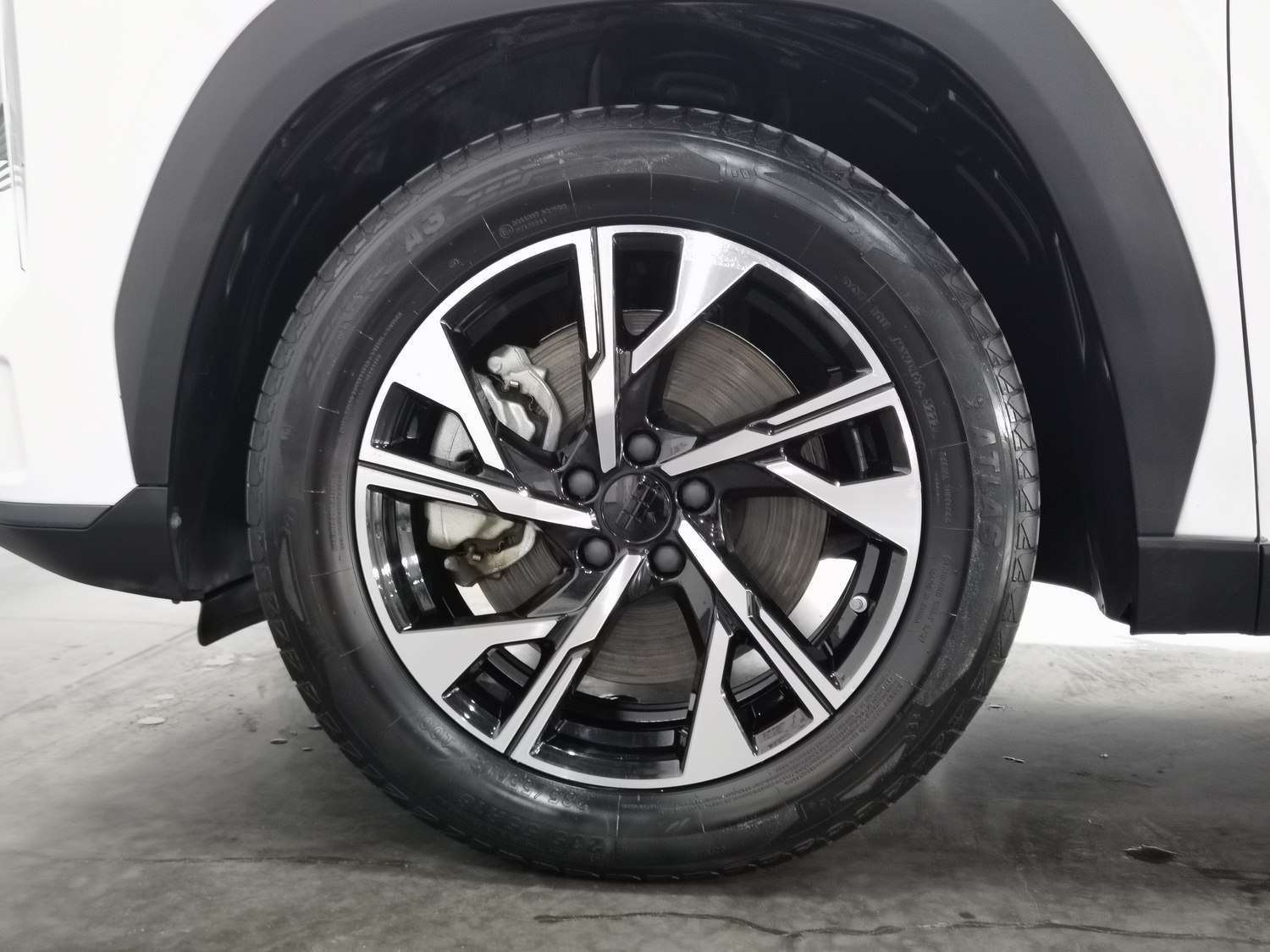 Used Geely Galaxy L7 2023 1.5 AT