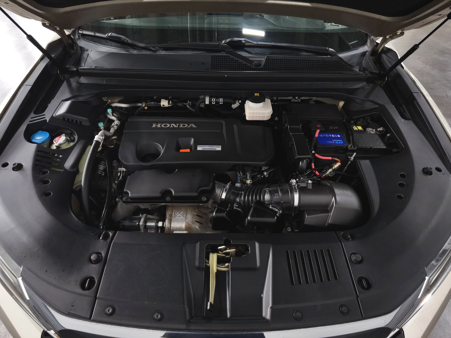 Used Honda UR-V 2017 2.0 AT