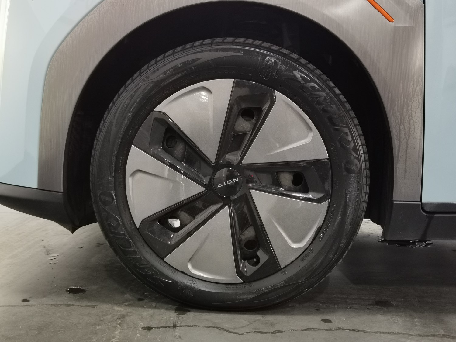 Used Aion Y 2021