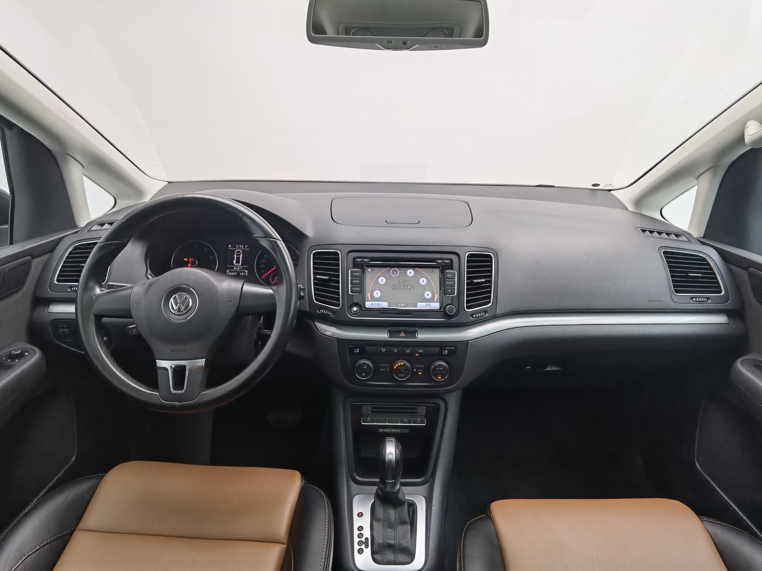 Used Volkswagen Sharan 2014 2.0 AT