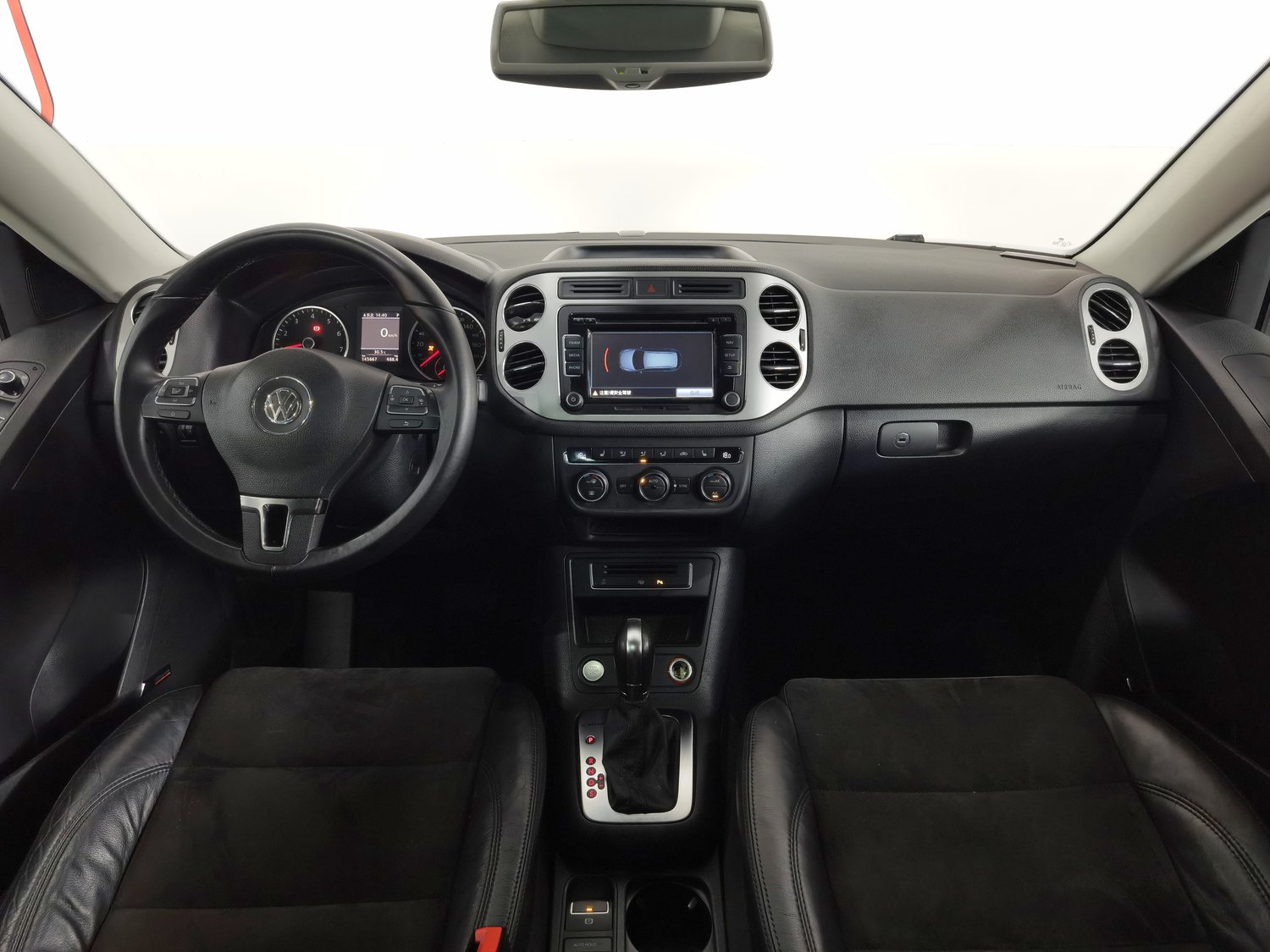 Used Volkswagen Tiguan 2013 2.0 AT