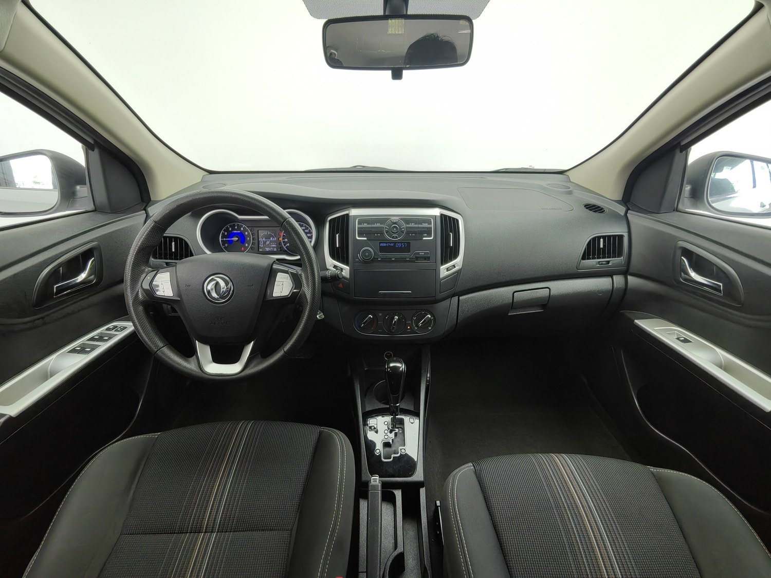 Used Dongfeng Aeolus AX3 2016 1.5 AT