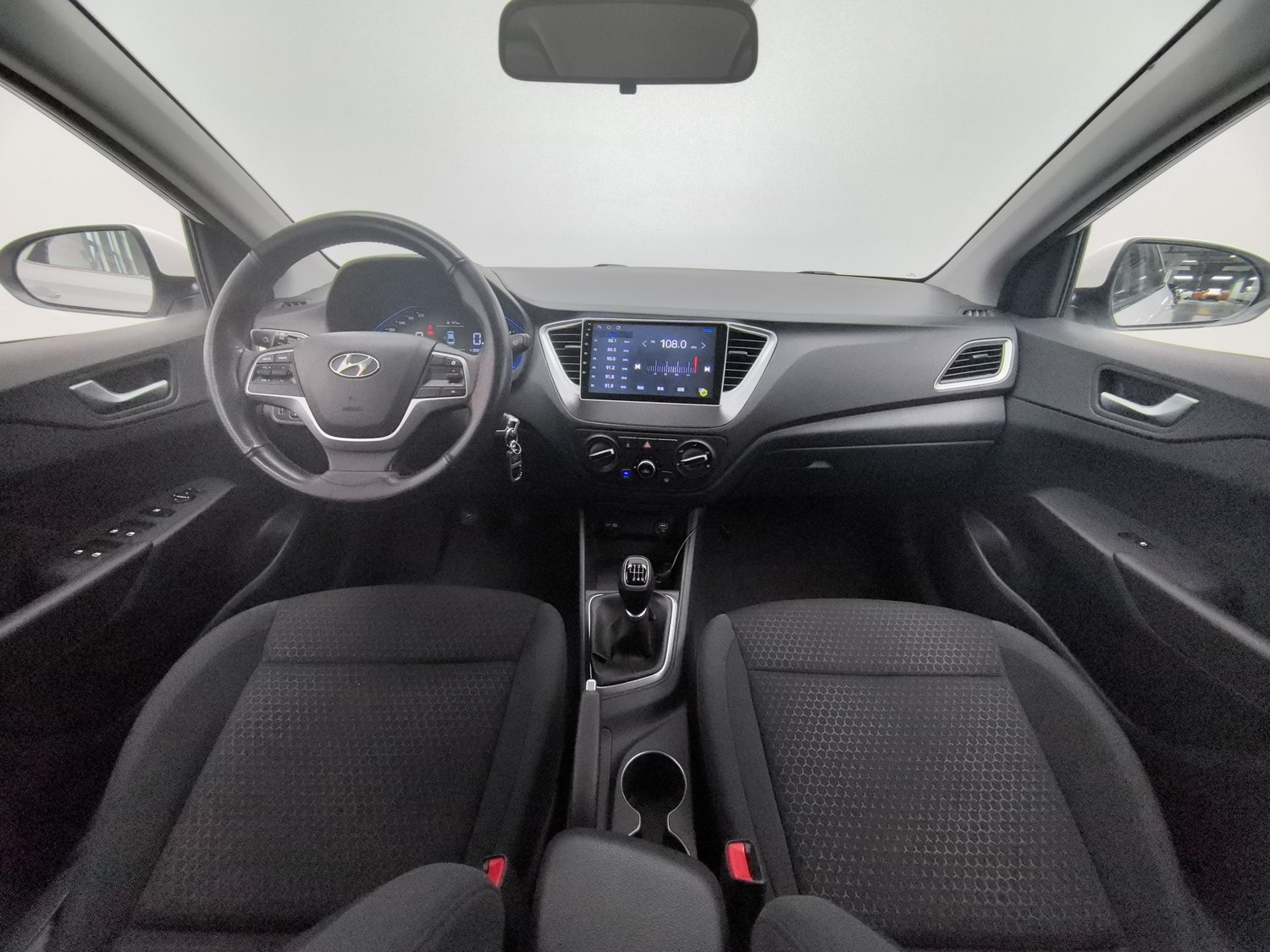 Used Hyundai Reina 2020 1.4 MT