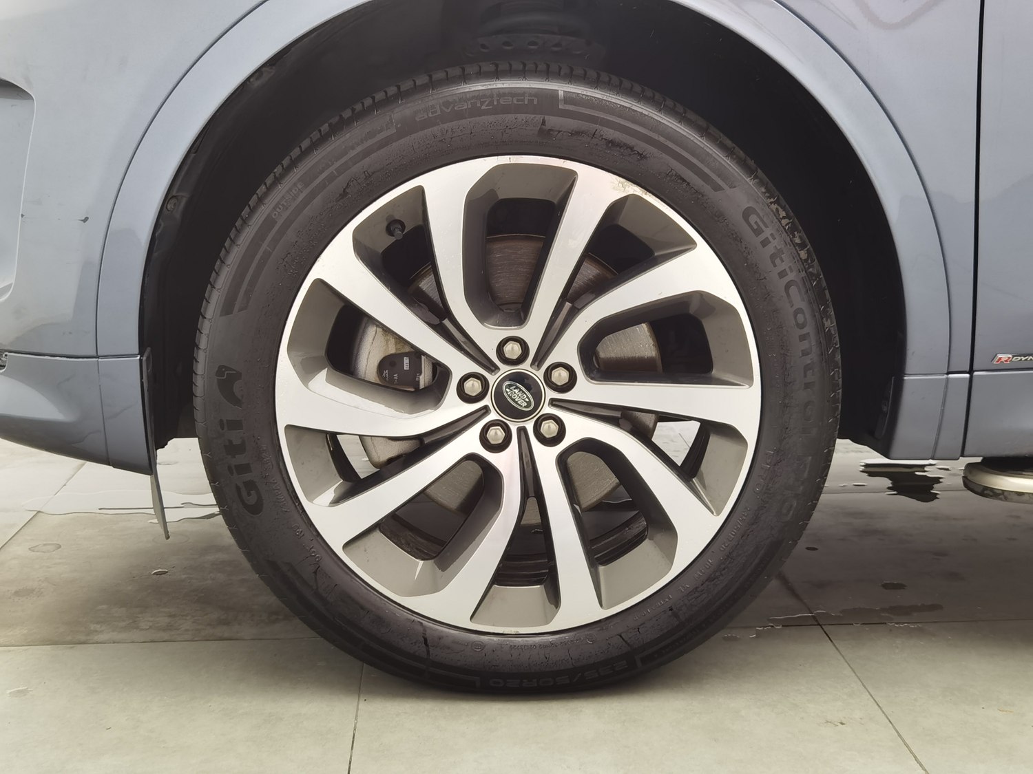 Used Land Rover Discovery 2022 2.0 AT