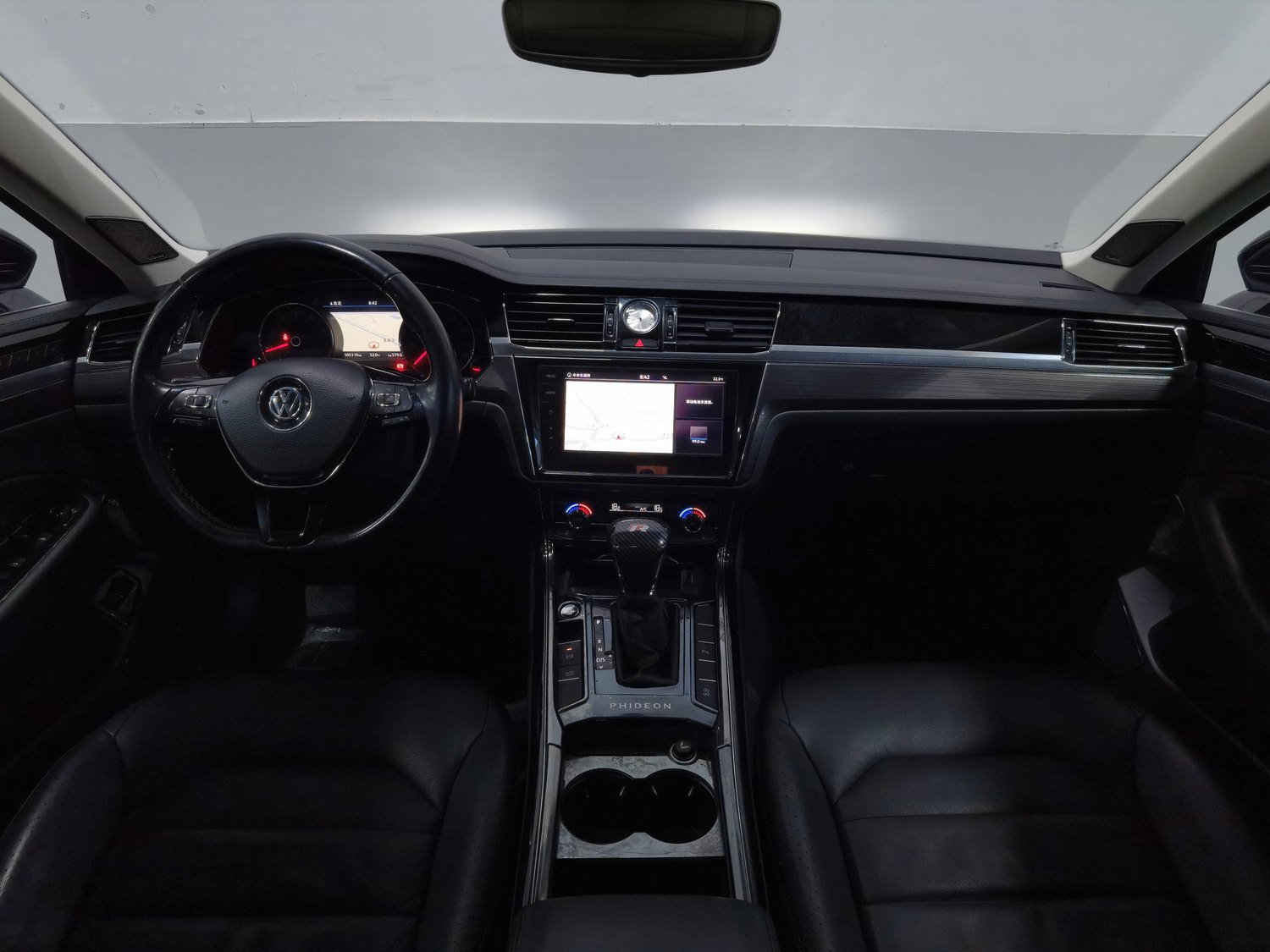 Used Volkswagen Phideon 2018 2.0 AT