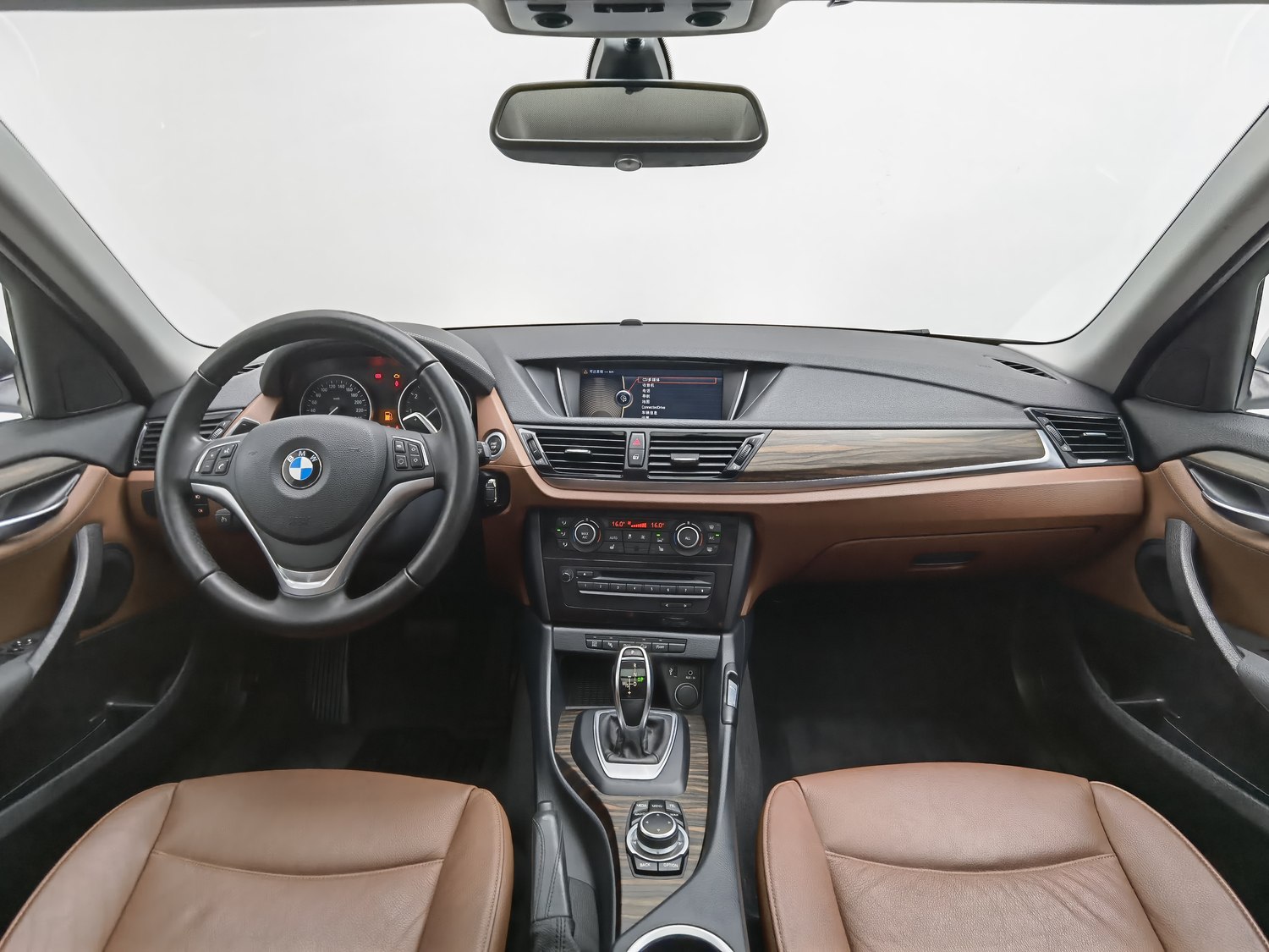 Used BMW X1 2014 2.0 AT