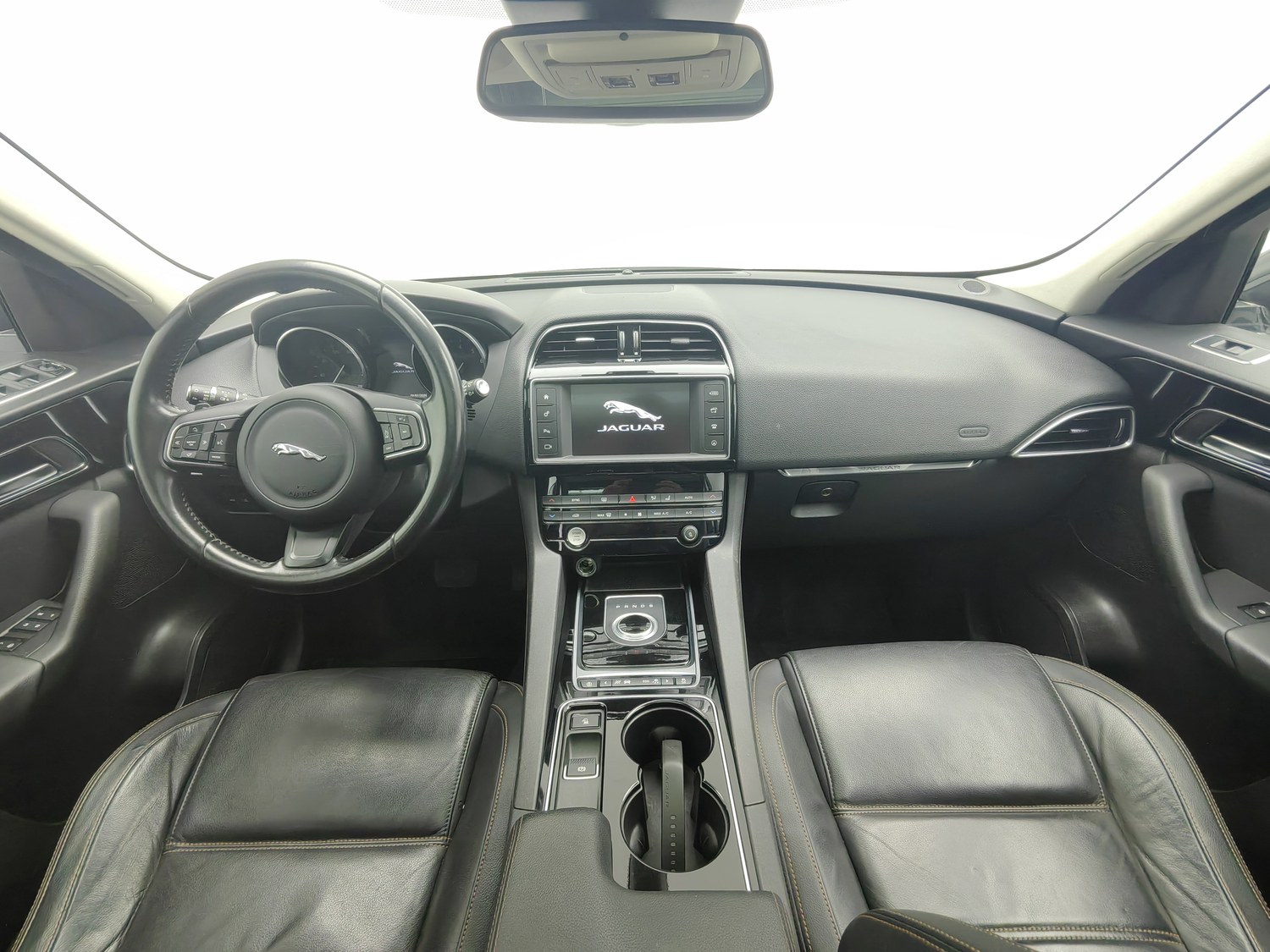 Used Jaguar F-PACE 2016 2.0 AT