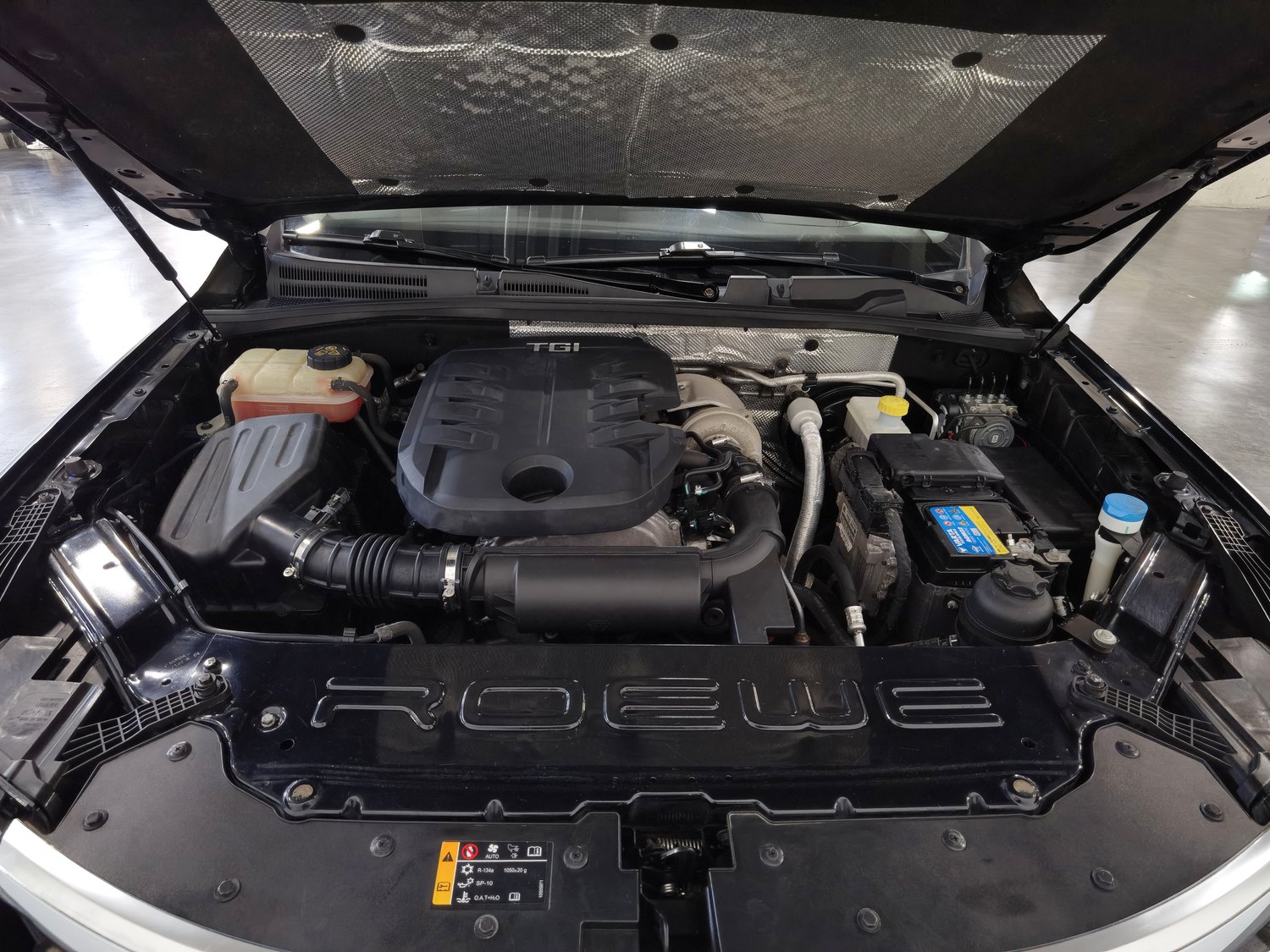 Used Roewe RX8 2018 2.0 AT