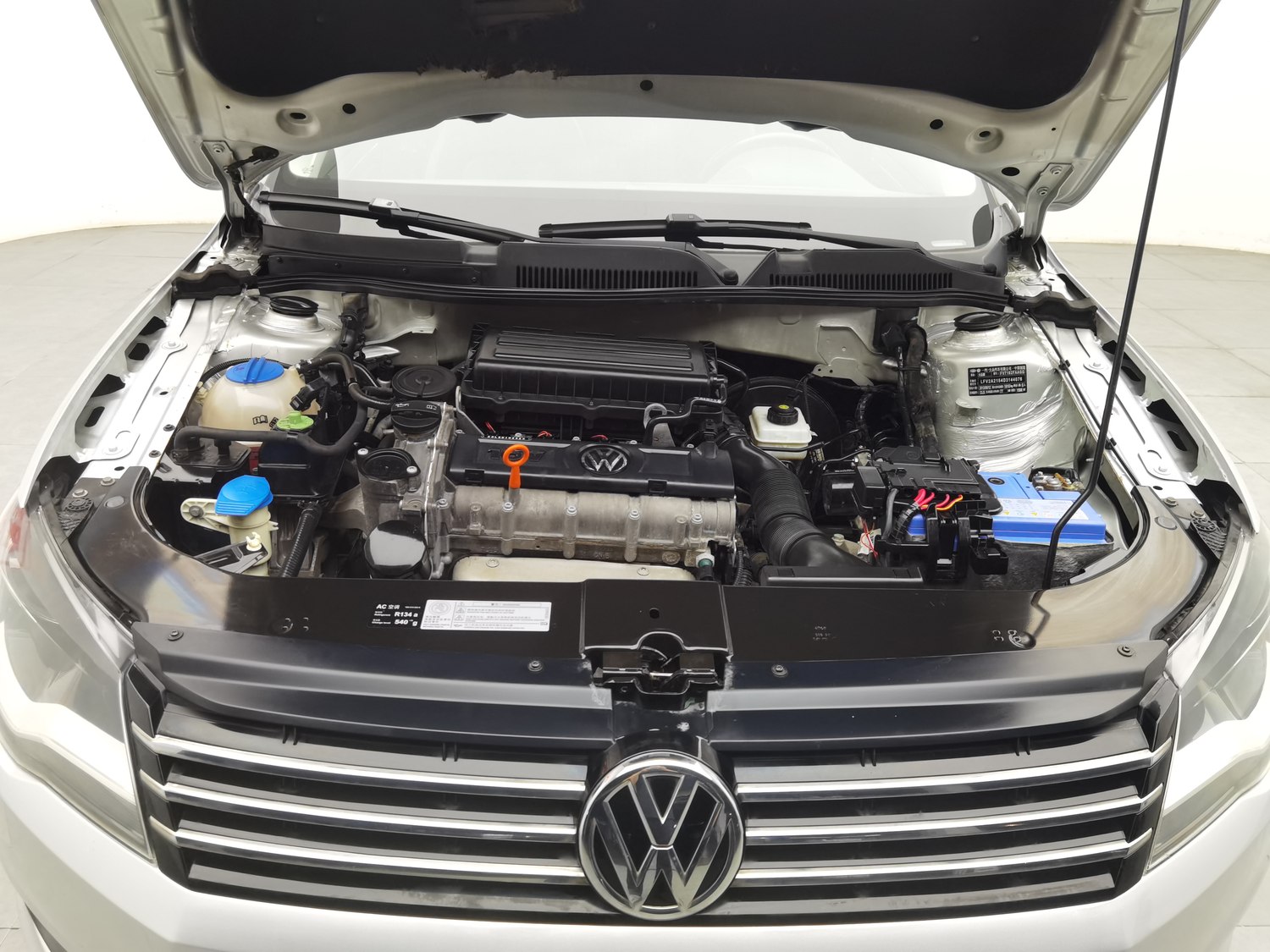 Used Volkswagen Bora 2013 1.6 AT