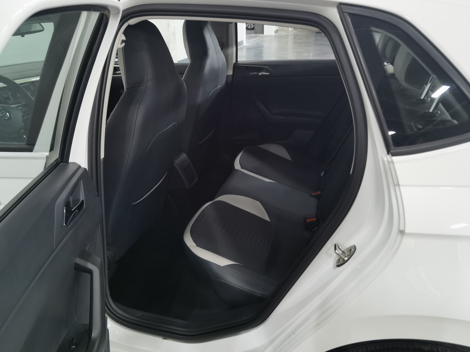 Used Volkswagen Polo 2019 1.5 AT