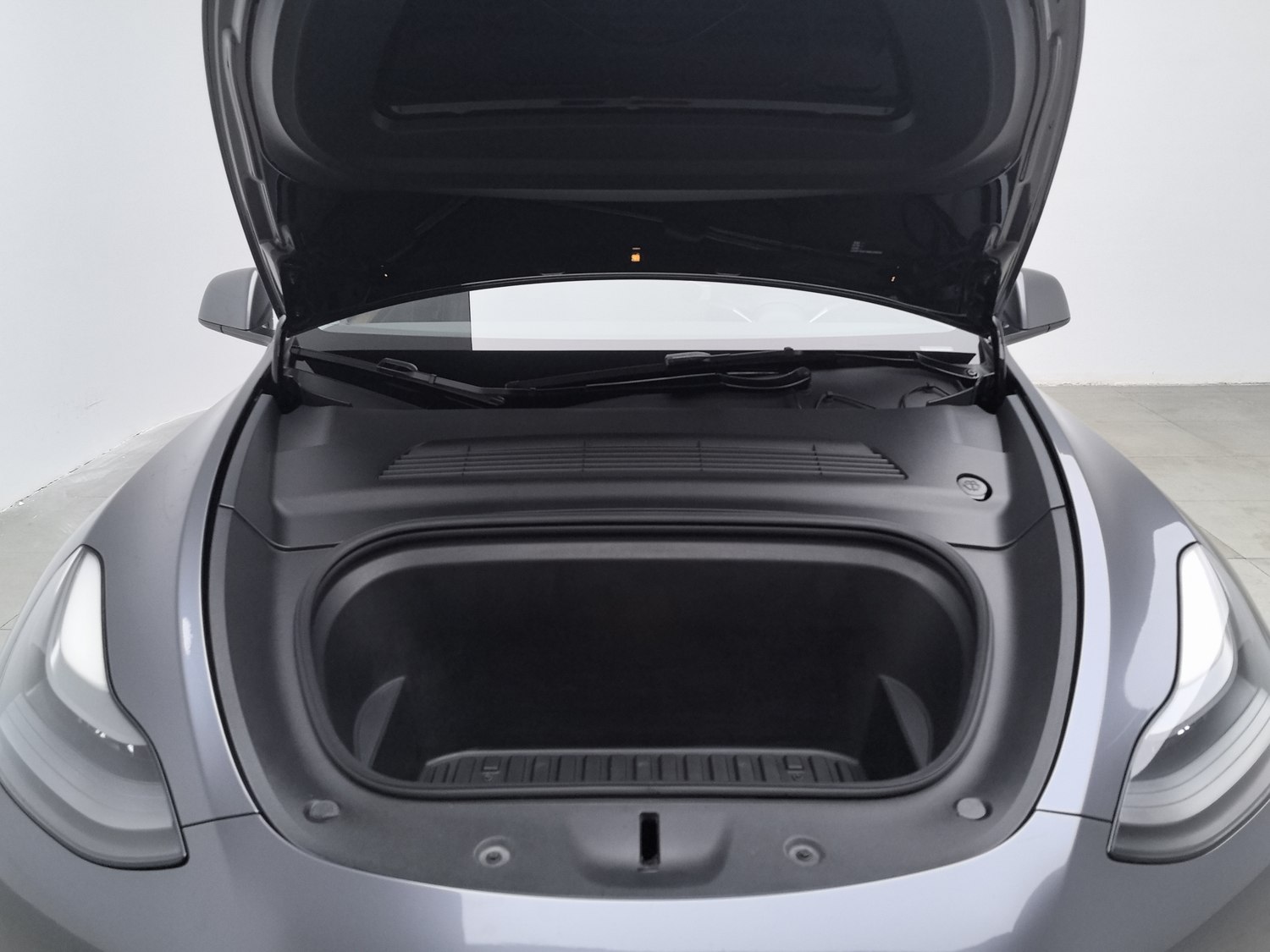 Used Tesla Model Y 2021