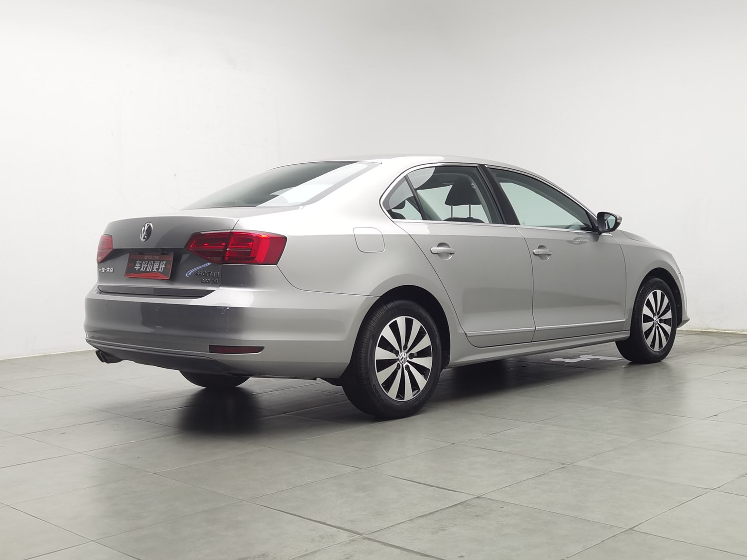 Used Volkswagen Sagitar 2018 1.4 AT