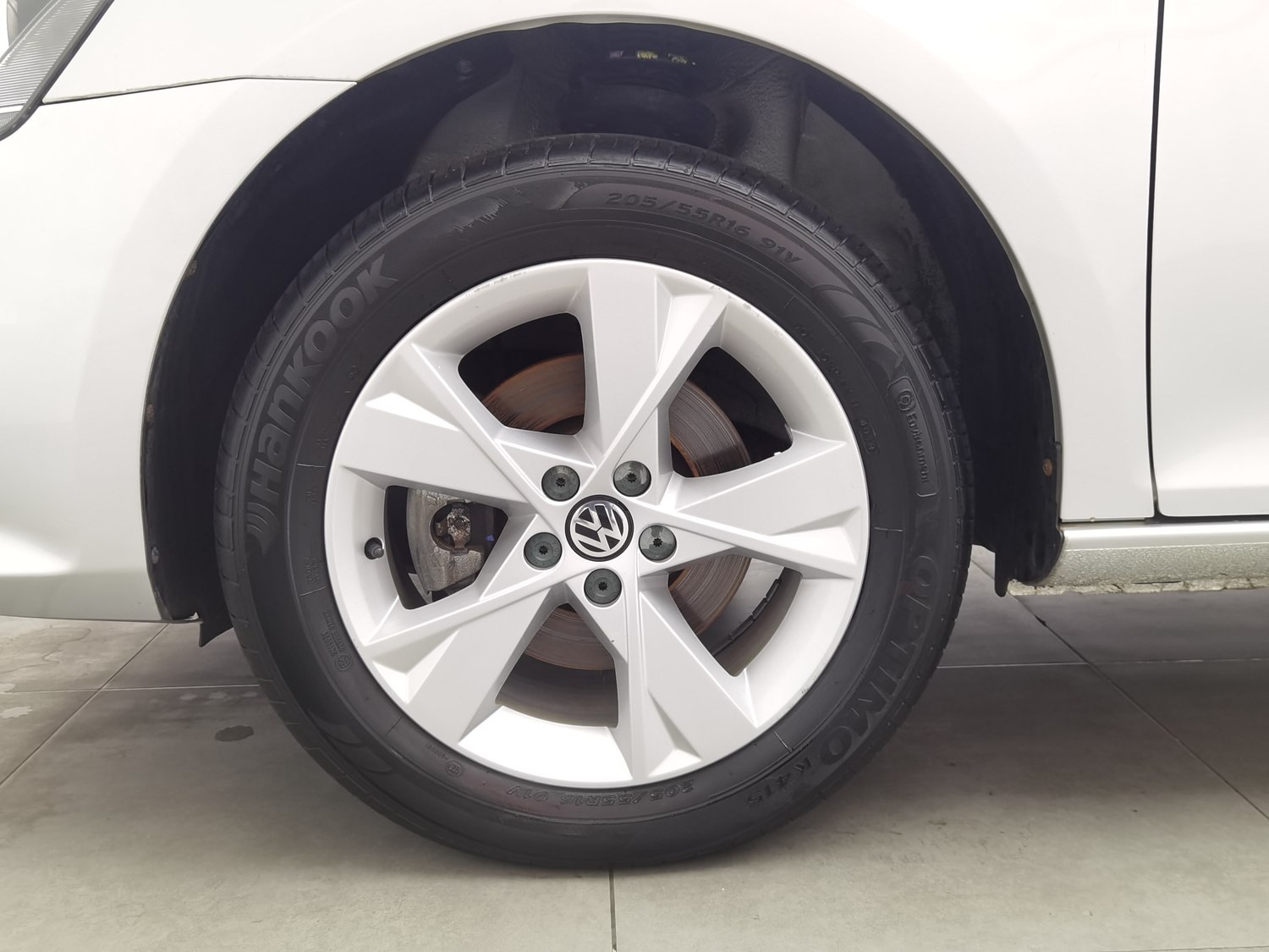 Used Volkswagen Bora 2013 1.6 AT
