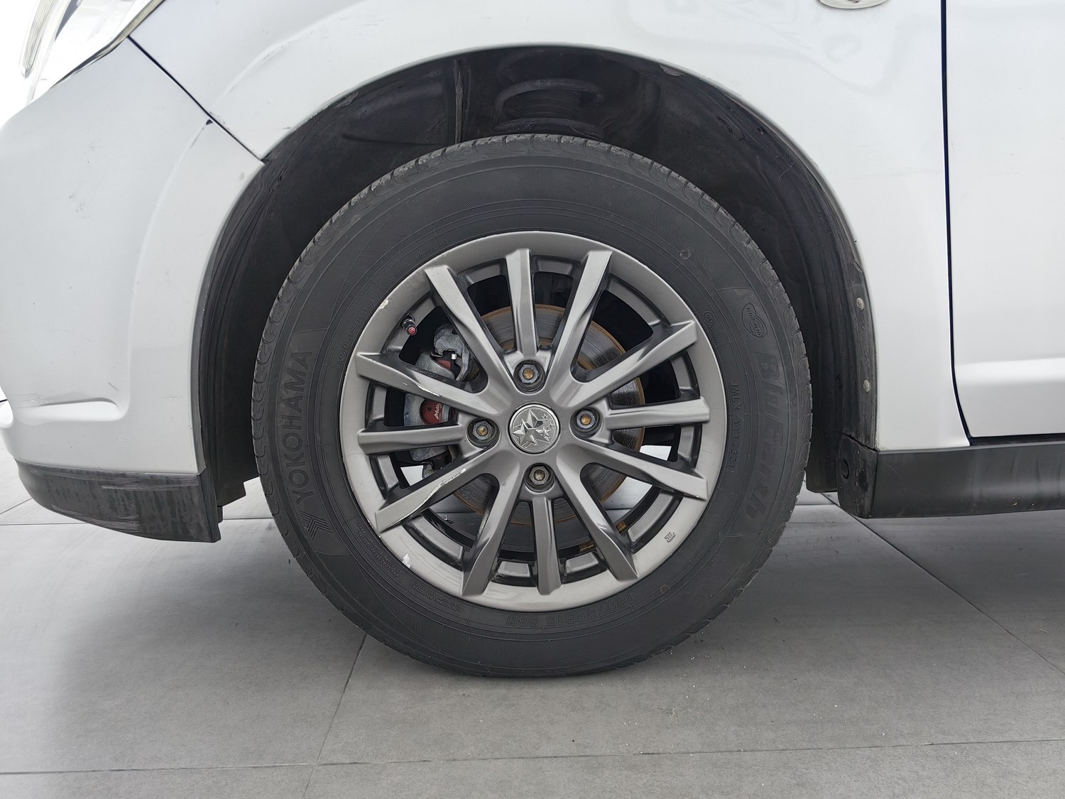 Used Venucia D50 2013 1.6 AT