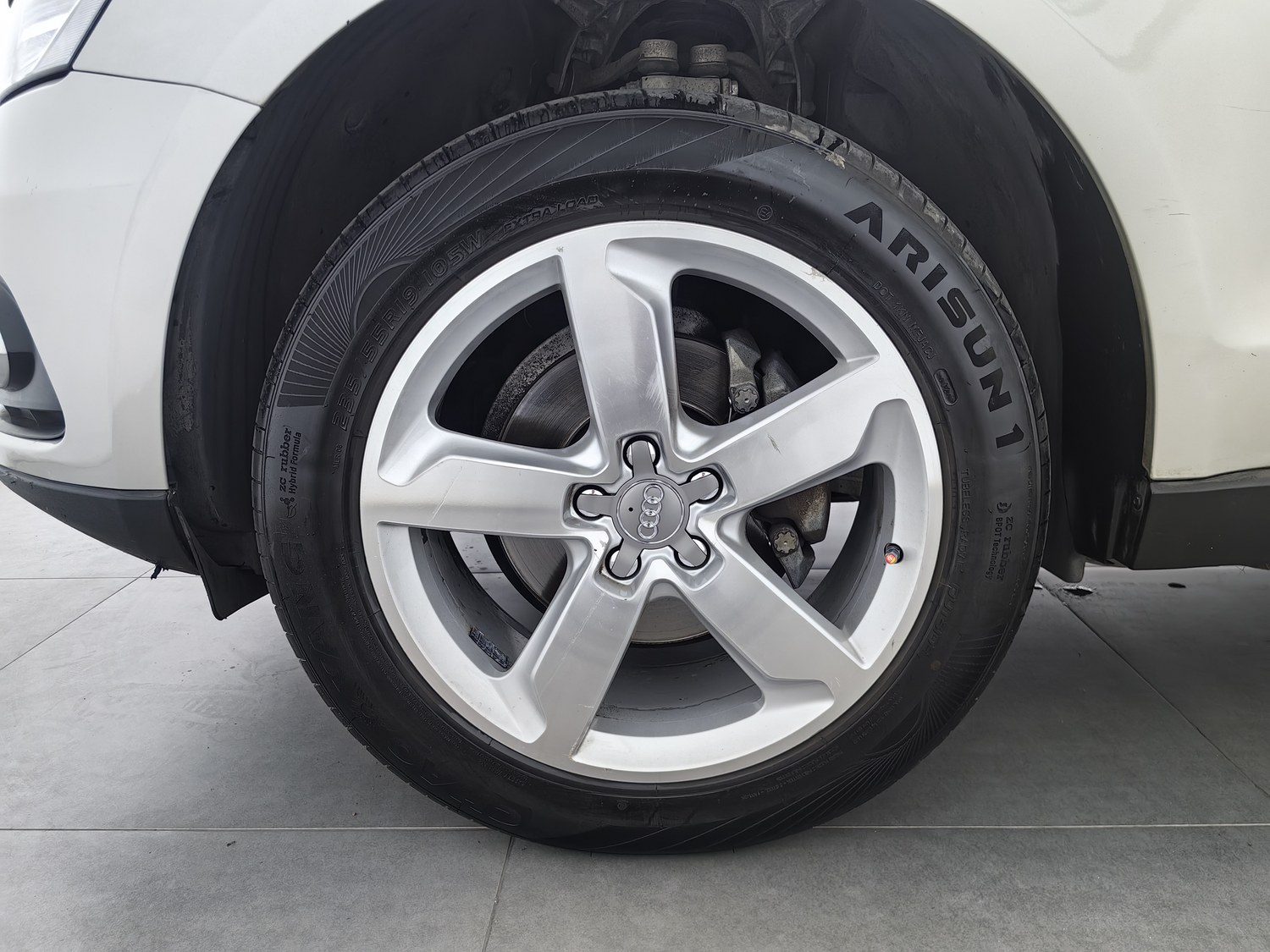 Used Audi Q5 2016 2.0 AT