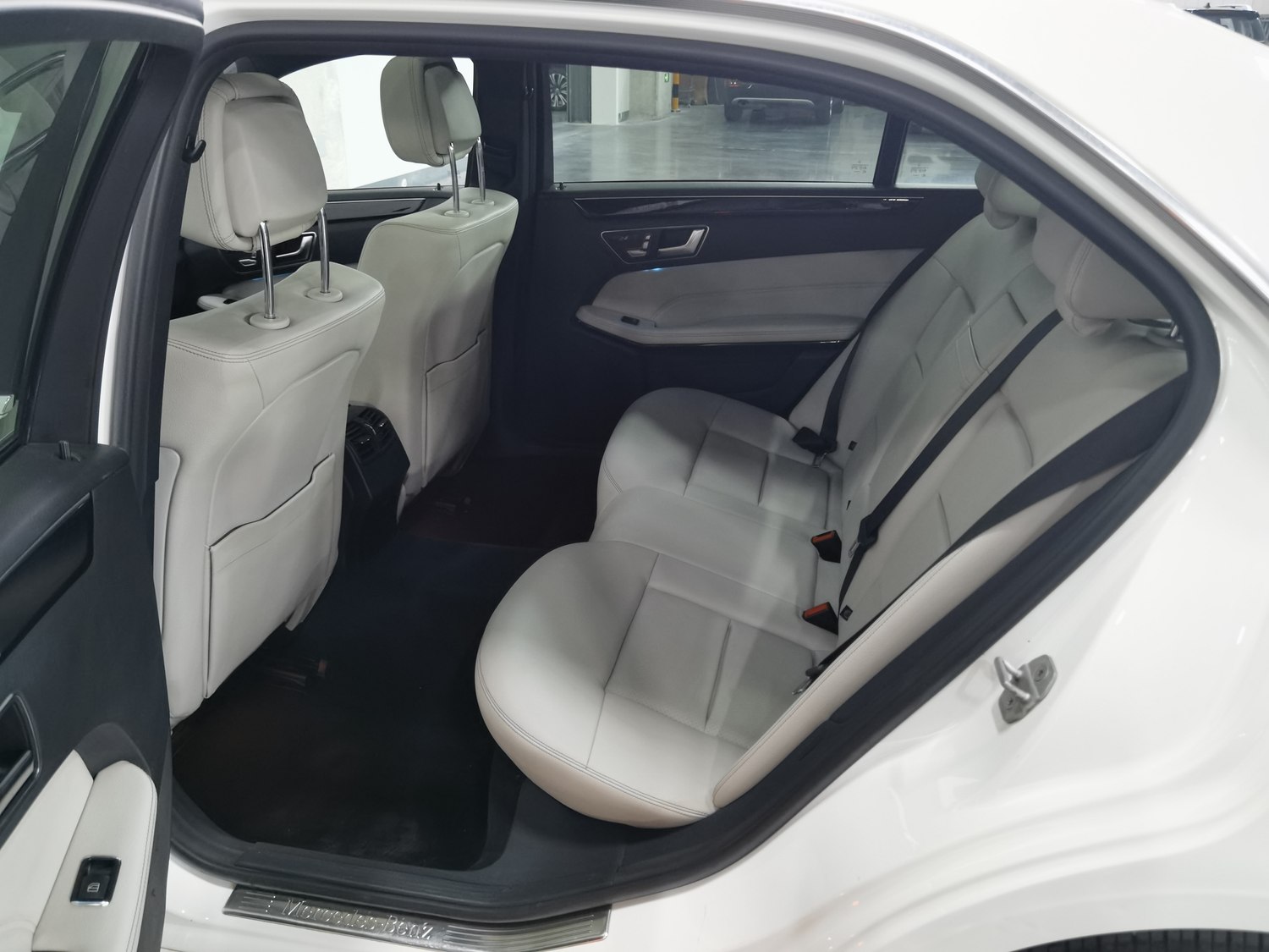 Used Mercedes-Benz E-Class 2014 1.8 AT