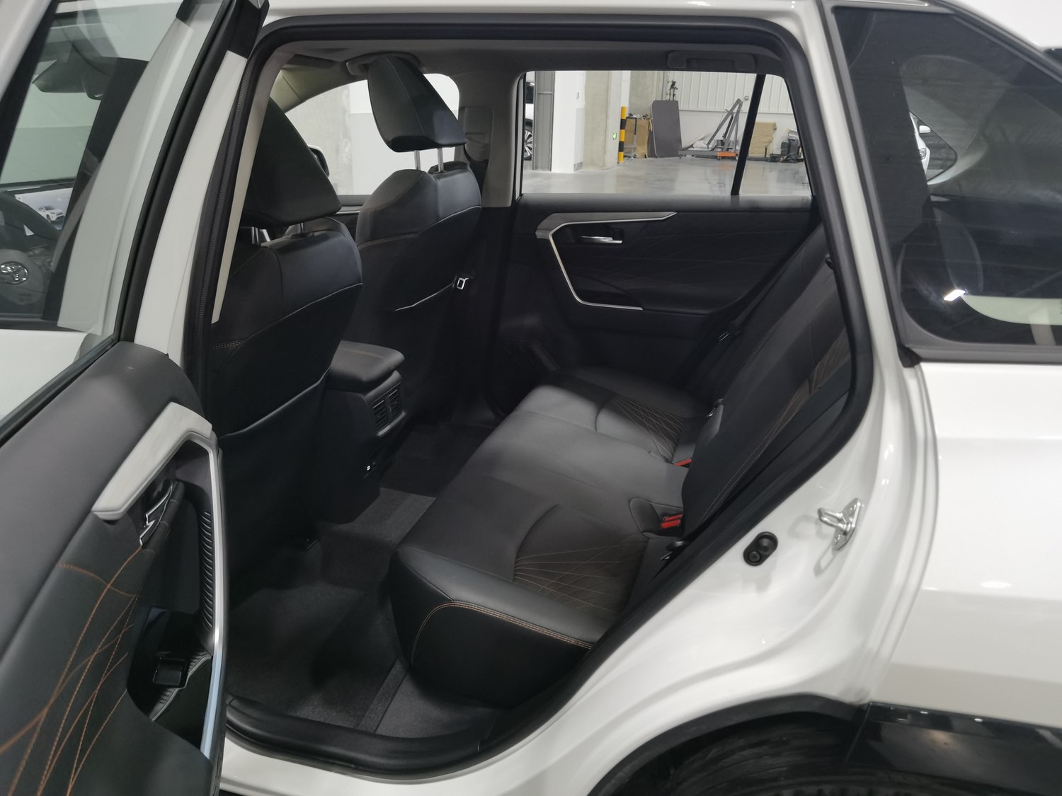 Used Toyota RAV4 2024 2.0 AT
