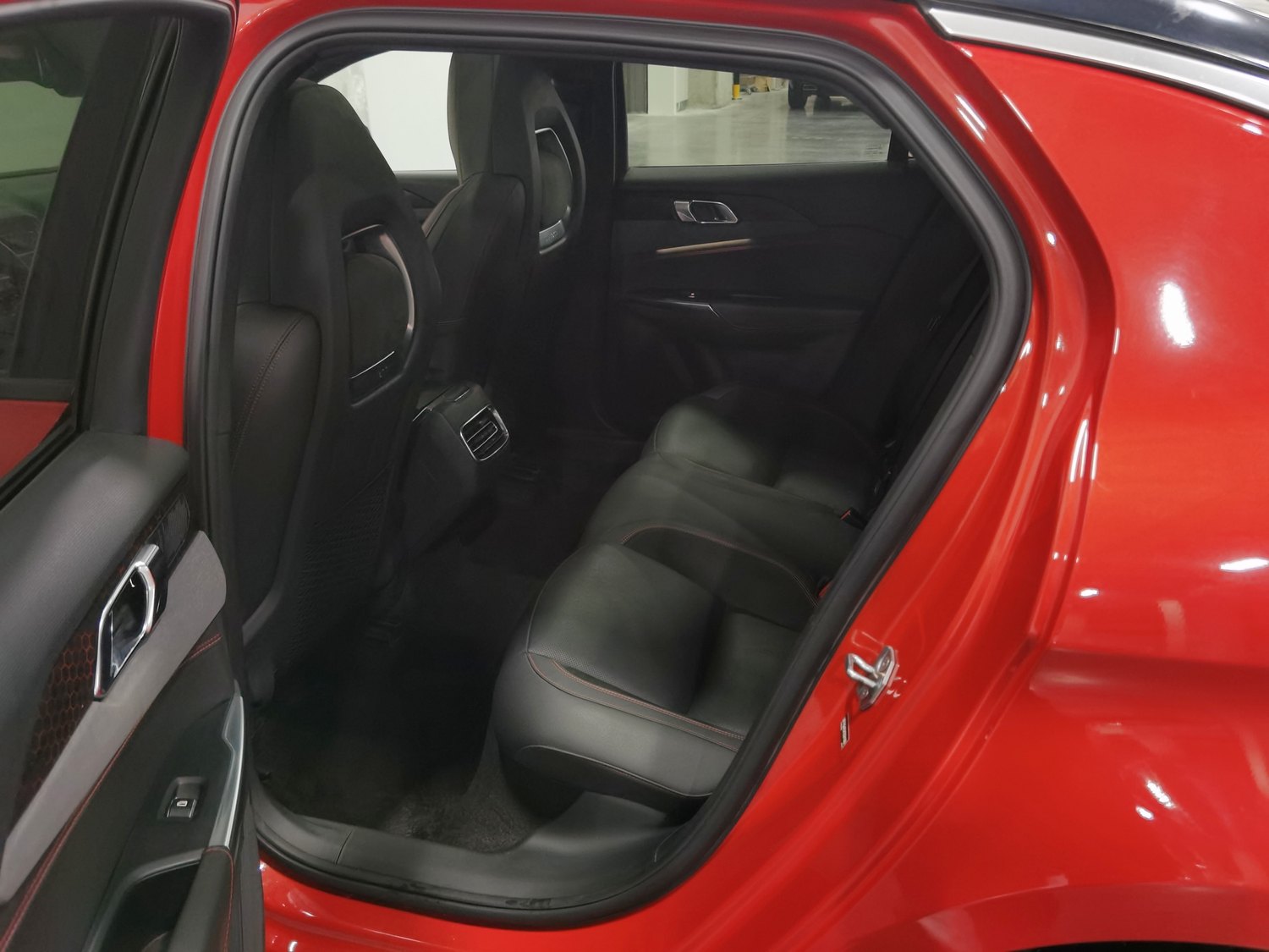 Used Lynk & Co 03 2019 1.5 AT