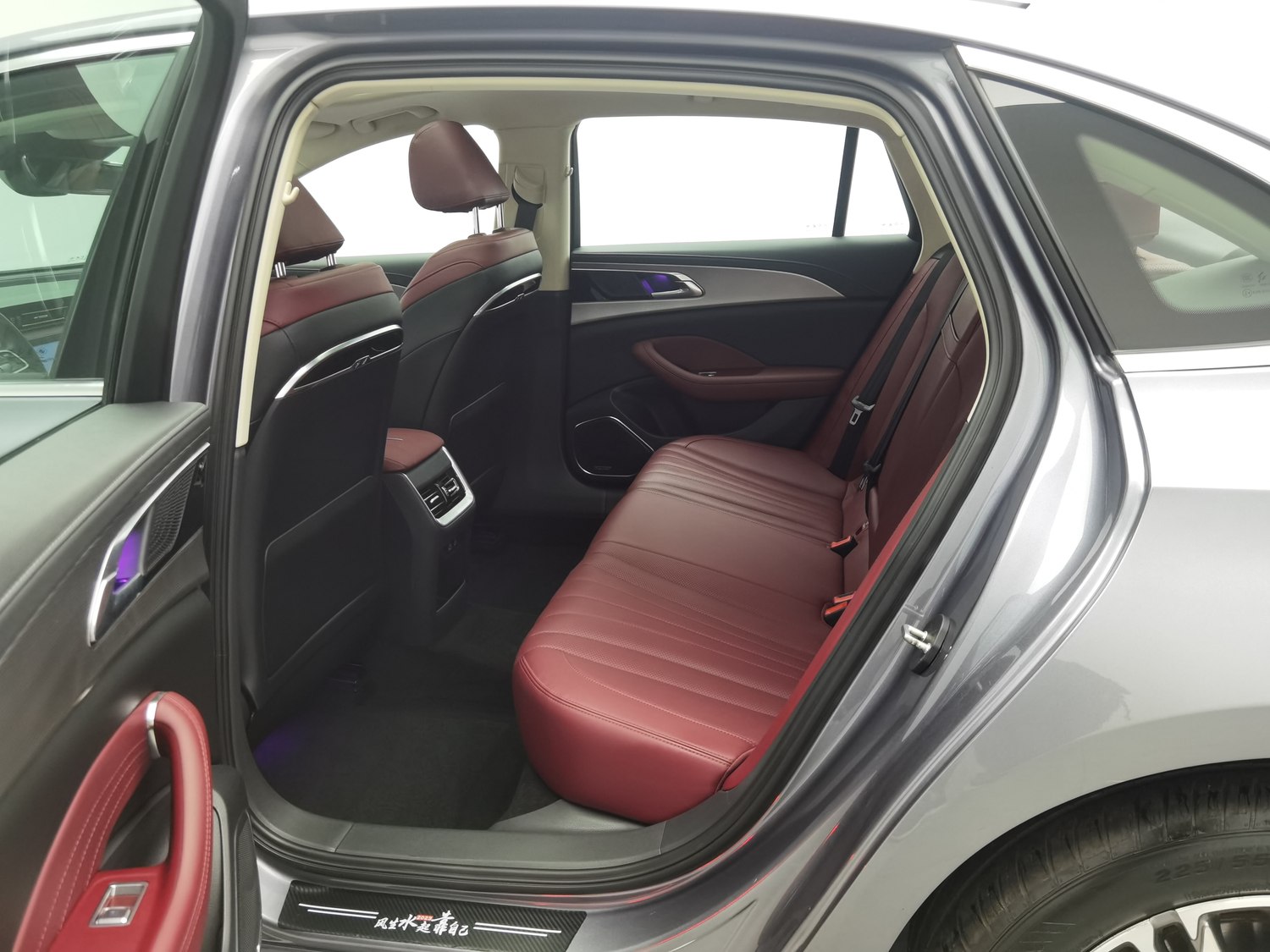 Used Hongqi H5 2023 2.0 AT