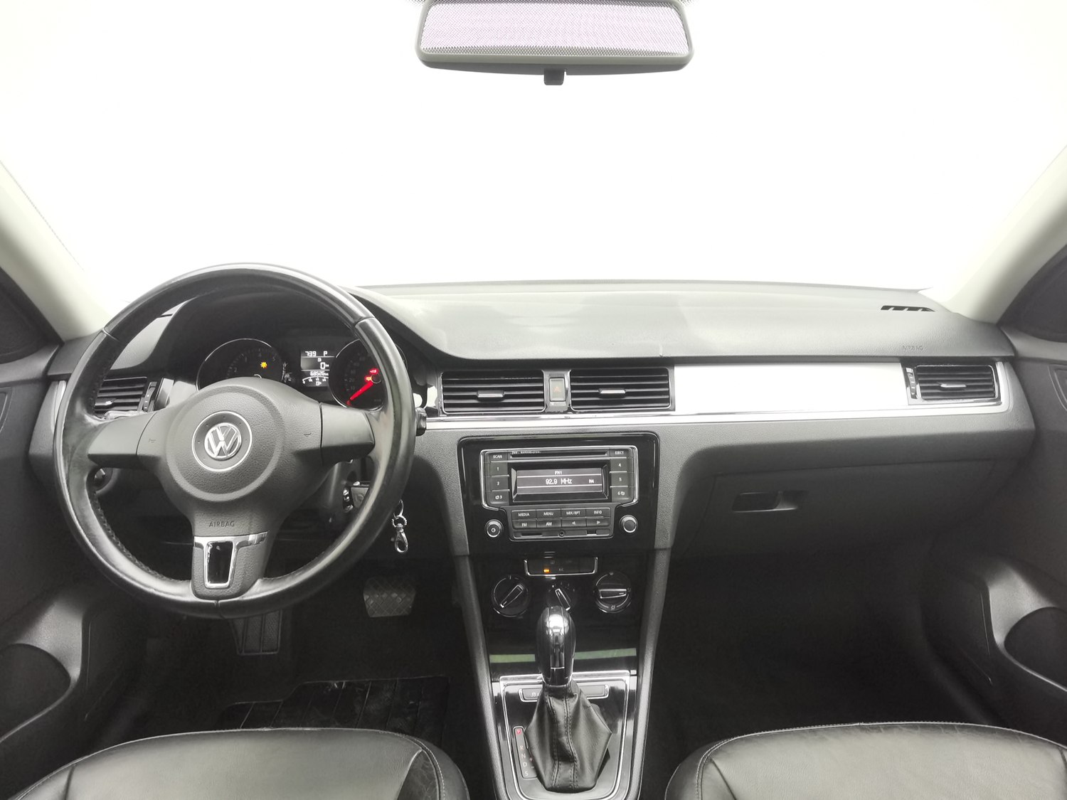 Used Volkswagen Bora 2013 1.6 AT