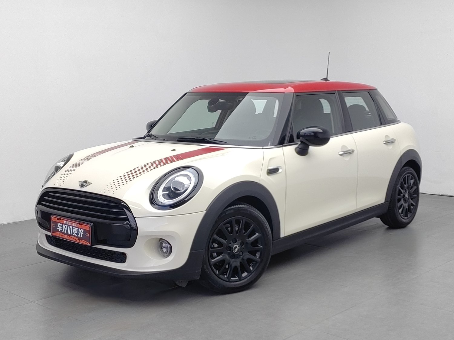 Used MINI MINI 2020 1.5 AT