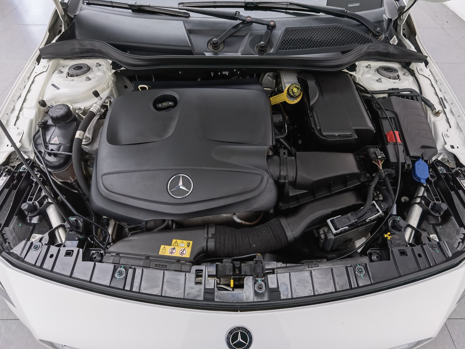 Used Mercedes-Benz GLA 2017 1.6 AT