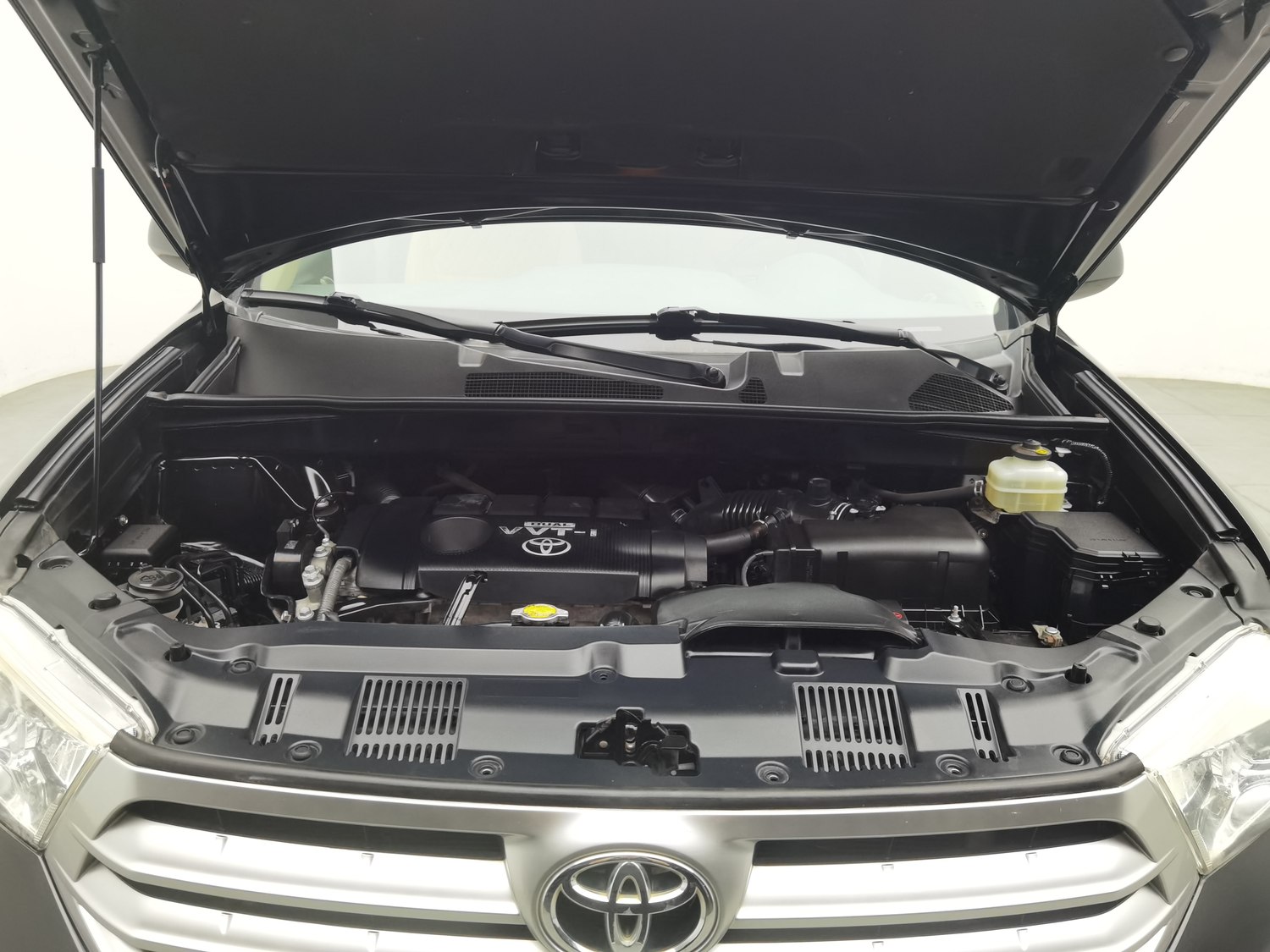 Used Toyota Highlander 2012 2.7 AT
