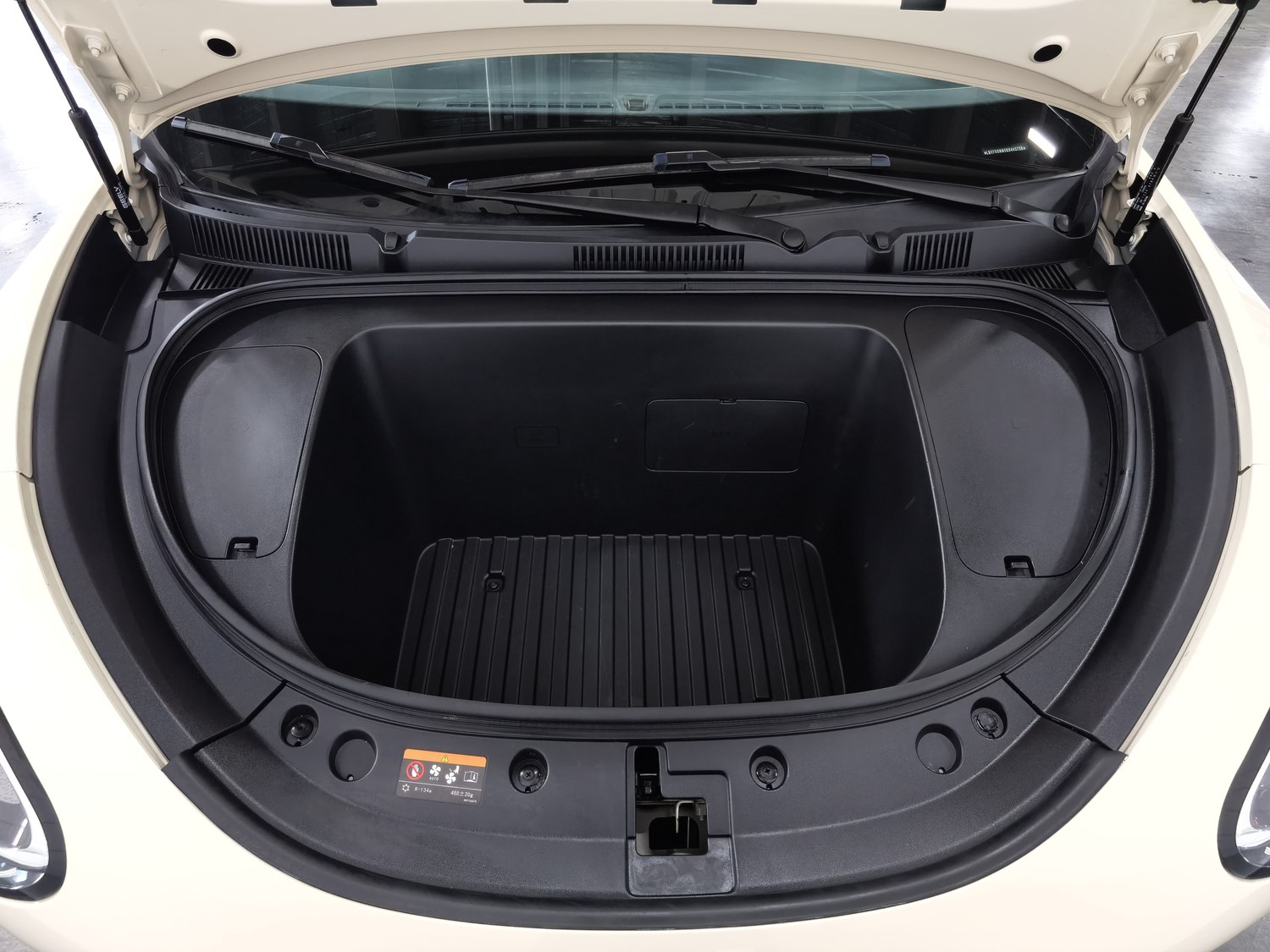 Used Geely Galaxy Wish 2025