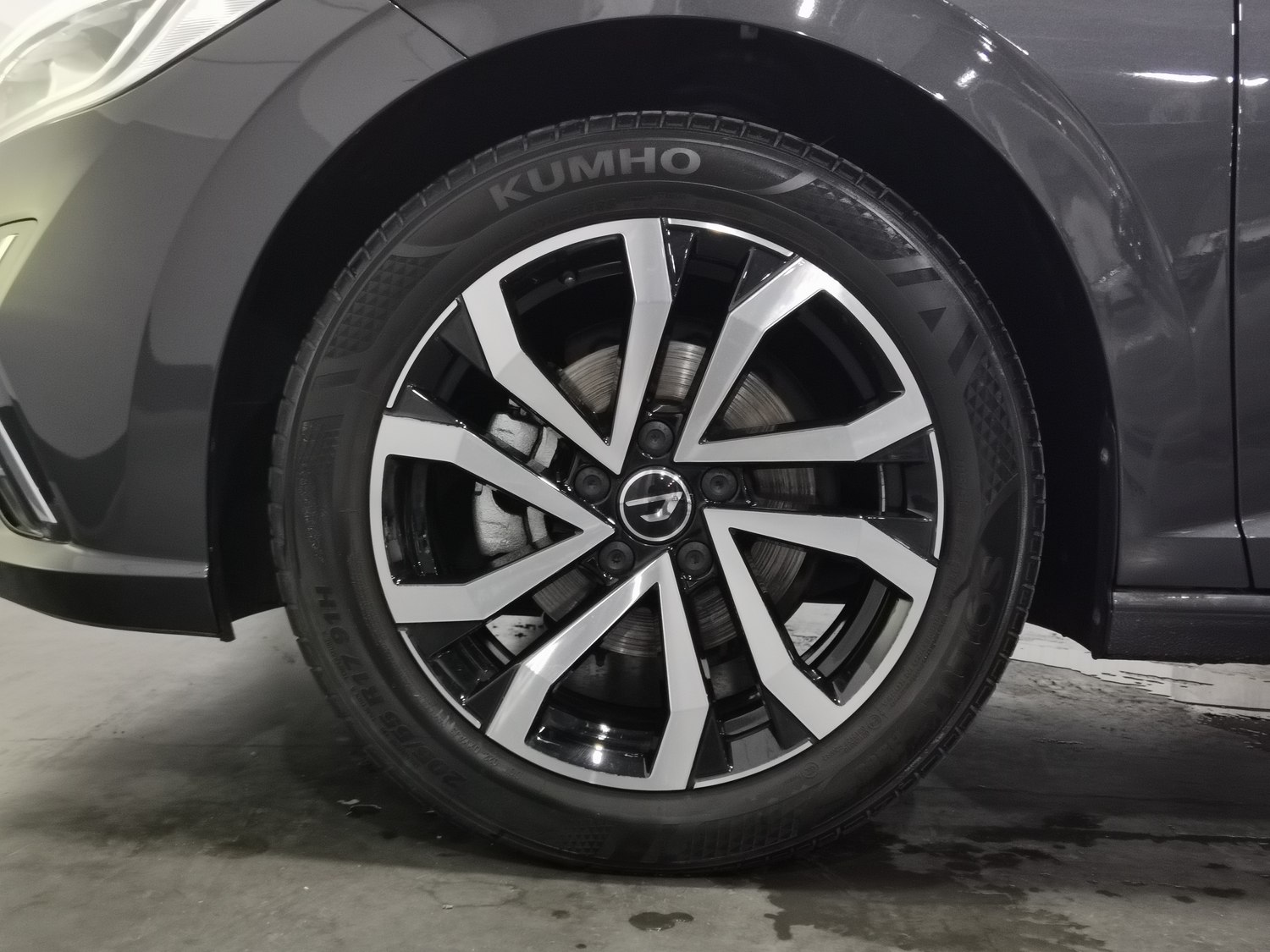 Used Jetta VA7 2025 1.4 AT