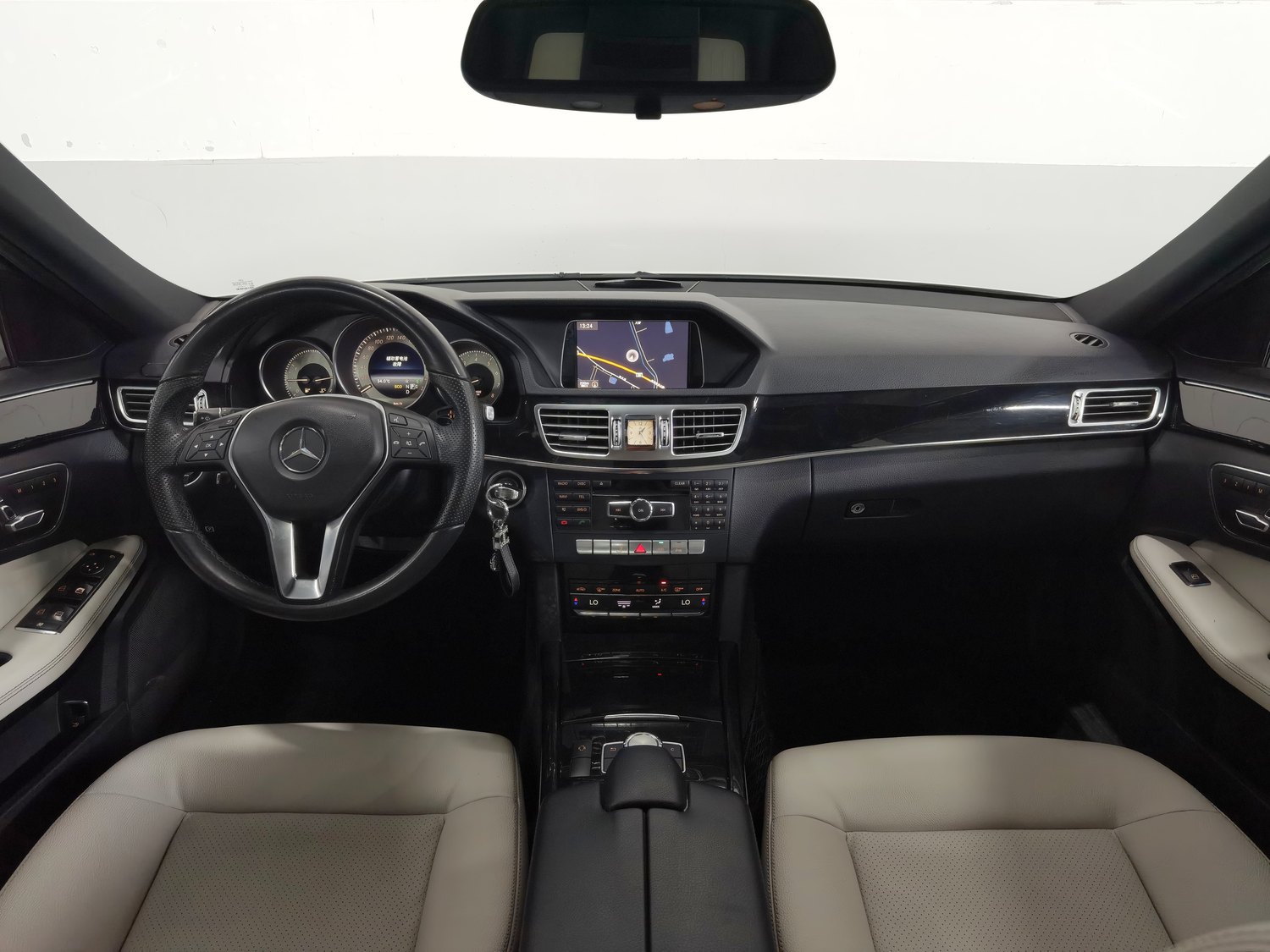 Used Mercedes-Benz E-Class 2014 1.8 AT