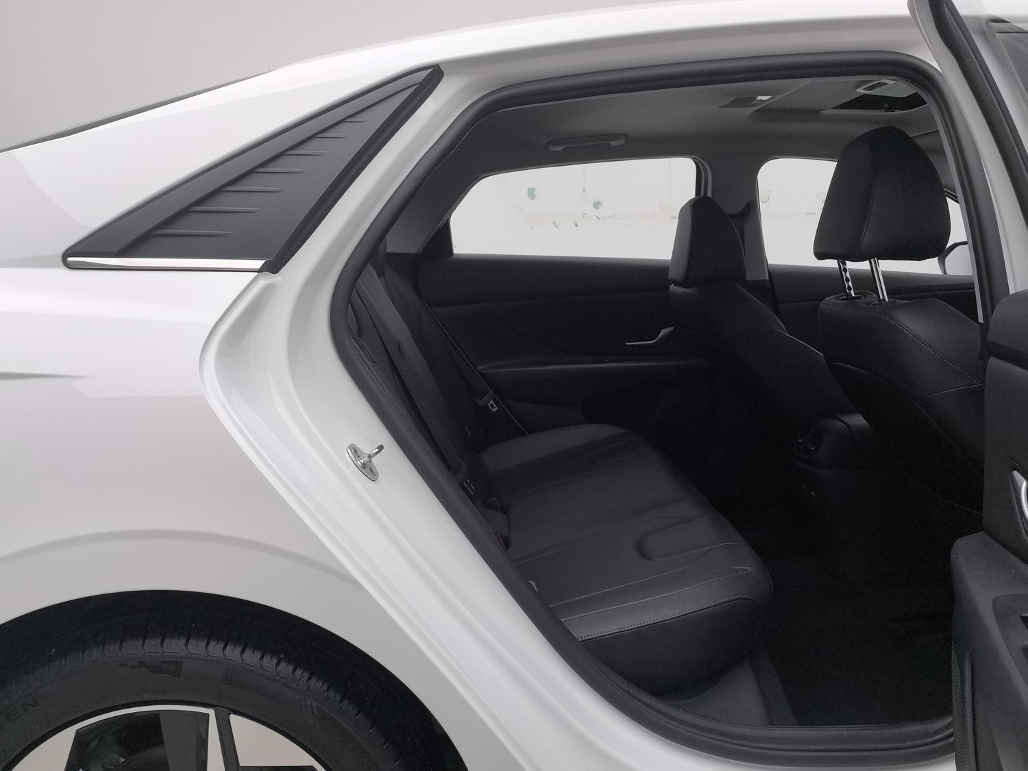 Used Hyundai Avante 2022 1.5 AT
